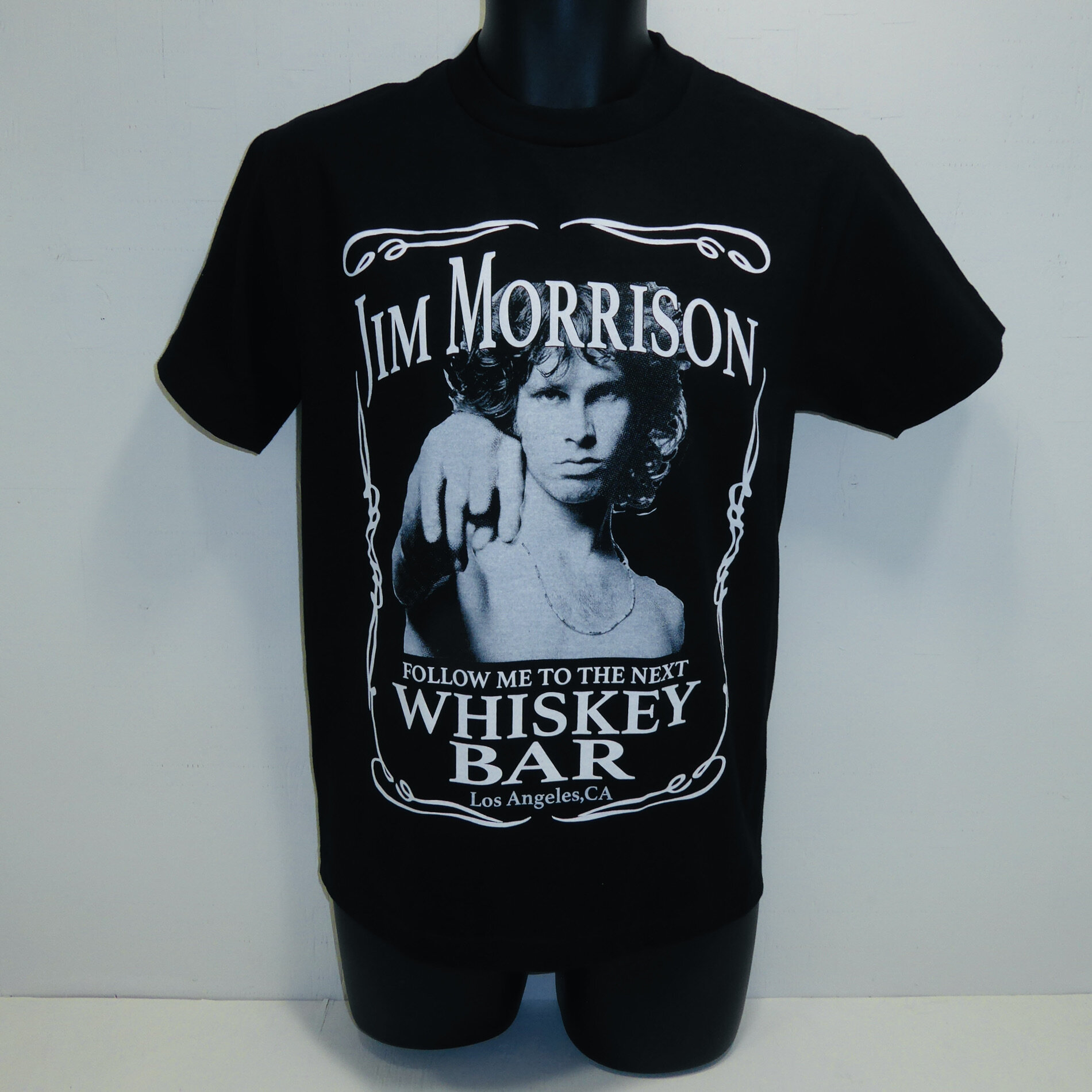 P1090545 DOORS WHISKEY BAR.JPG