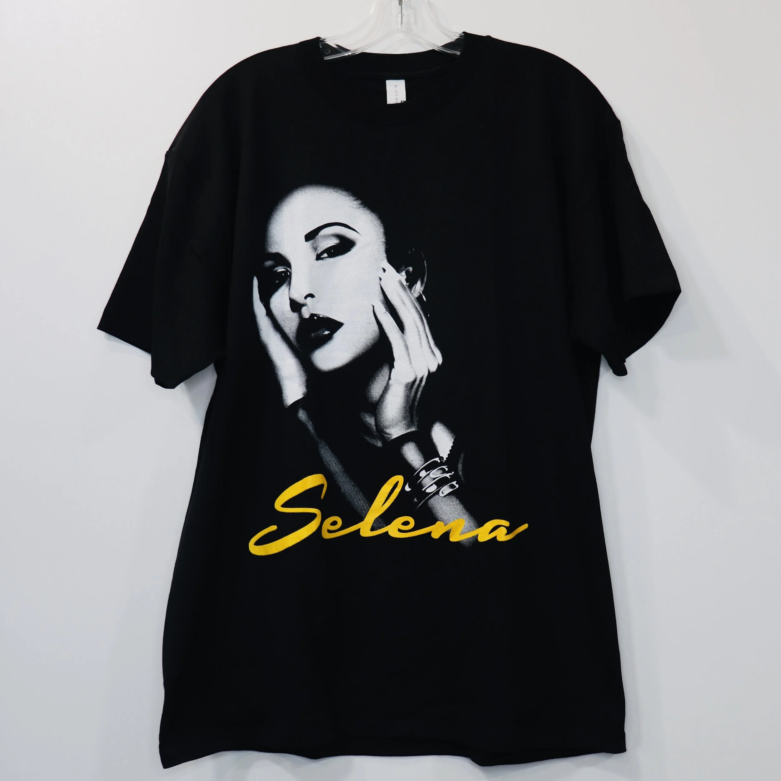 JHK TSHIRT BAND_SELENA YELLOW LOGO IMG_3065.JPG
