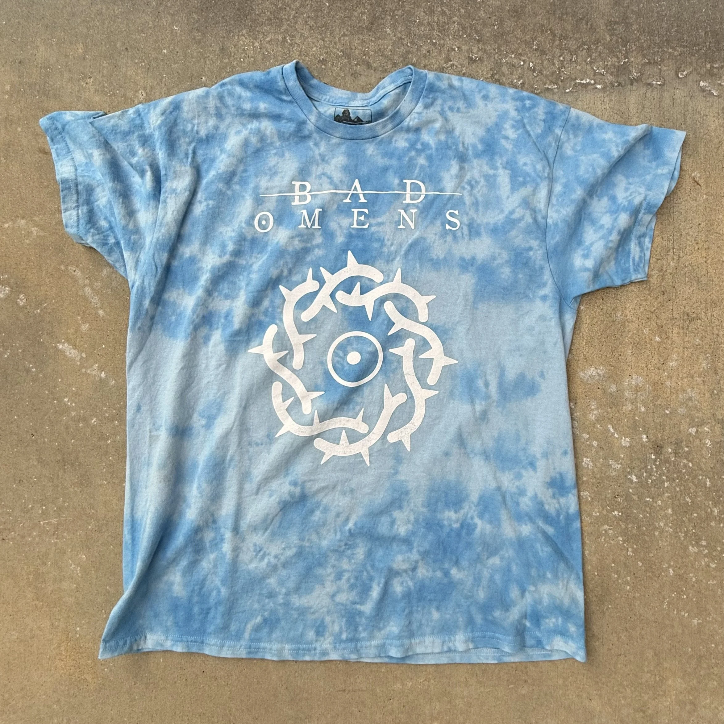 BAD OMENS IMG_7509.jpeg