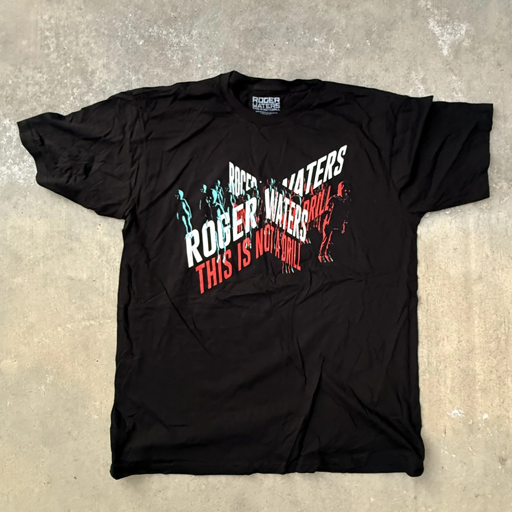 BAND TEE_ROGER WATERS BLACK A IMG_8069.jpeg