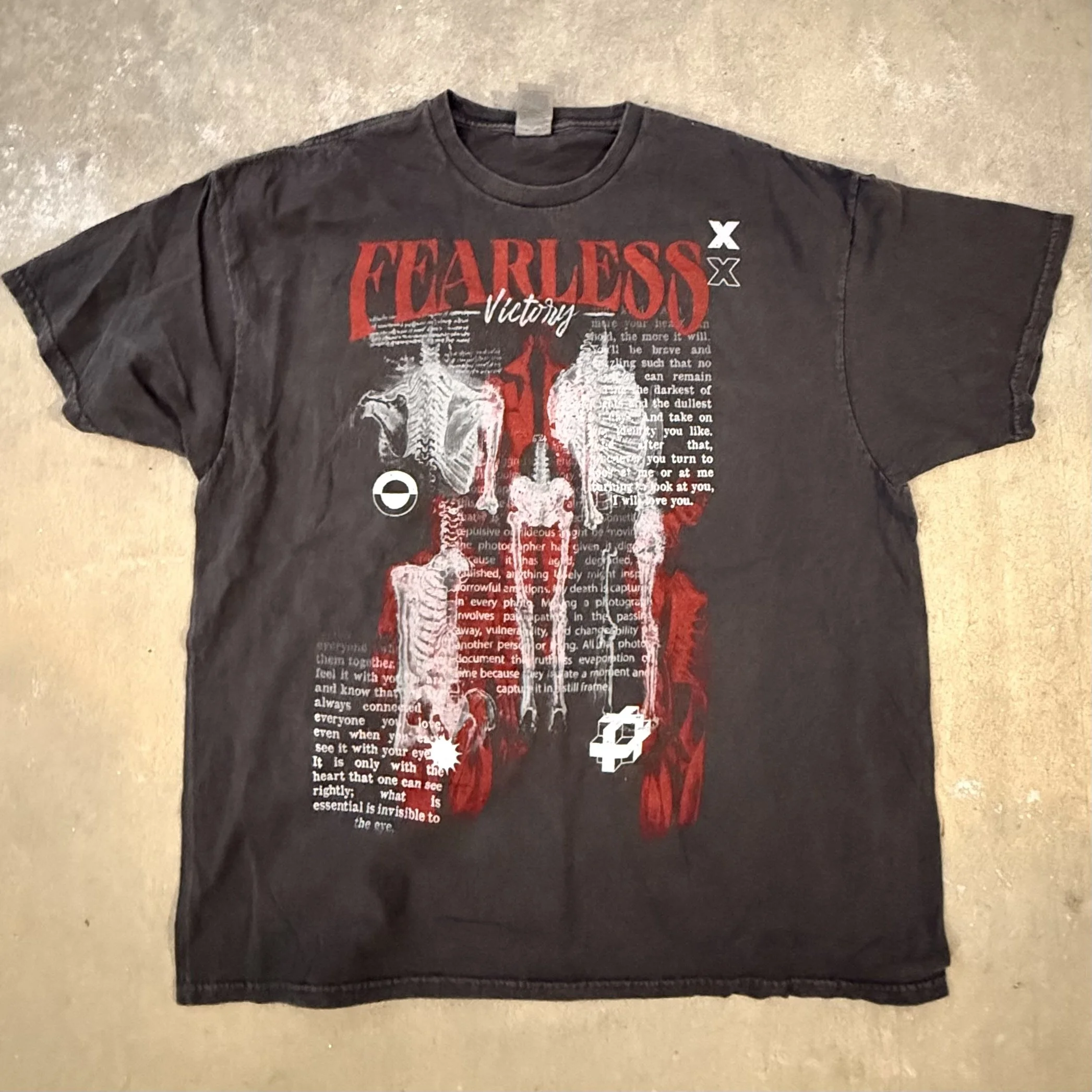 GRAPHIC TEE_FEARLESS IMG_8079.jpeg