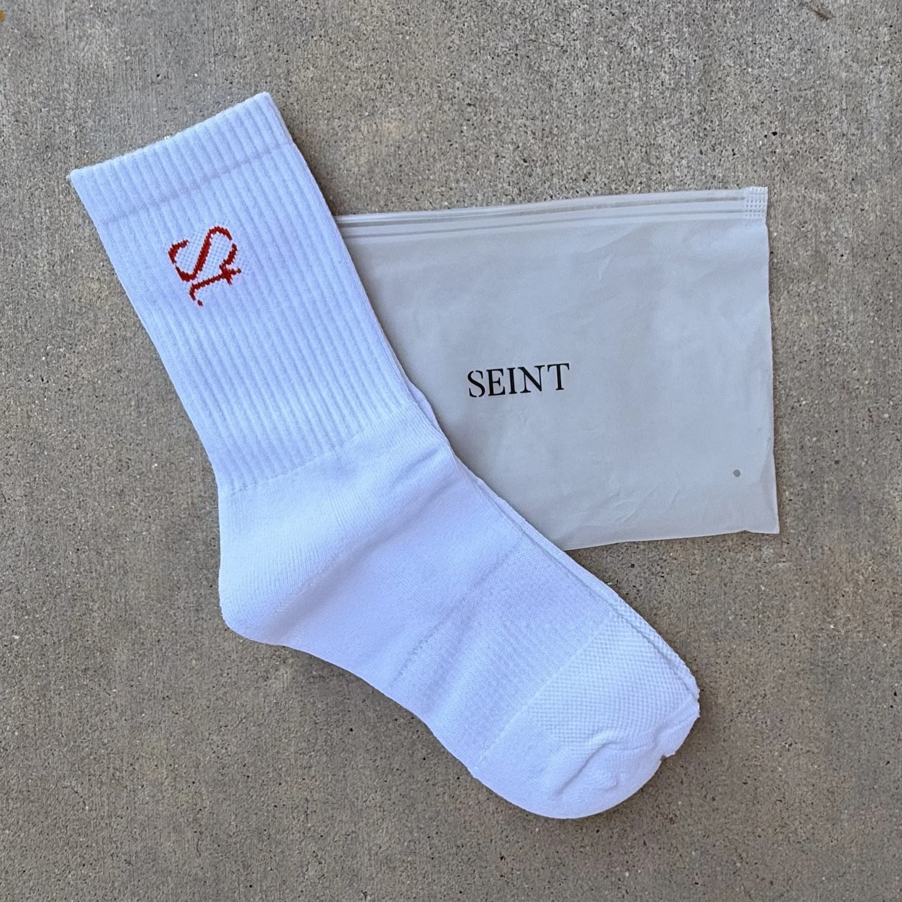 BOUTIQUE STREET SOCKS _SEINT_SOCKS IMG_8114.jpeg