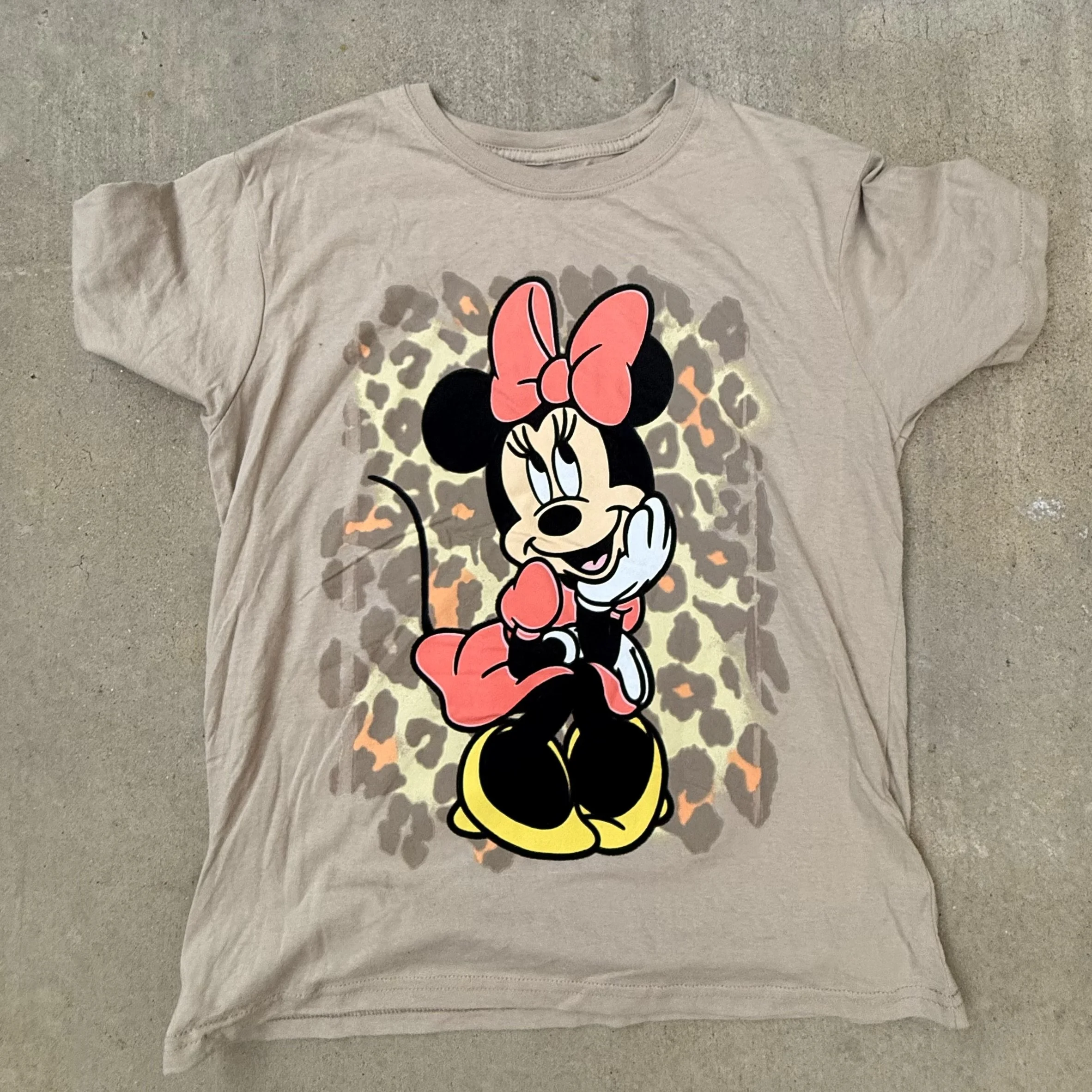 GIRL TALK TEE_MINNIE MOUSE IMG_8170.jpeg