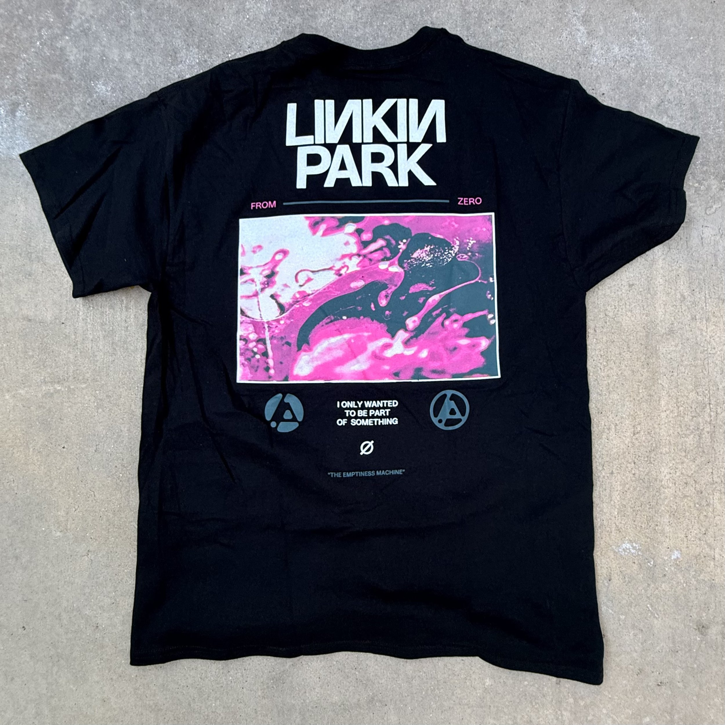 BAND TEE_LINKIN PARK PINK B IMG_8151.jpeg