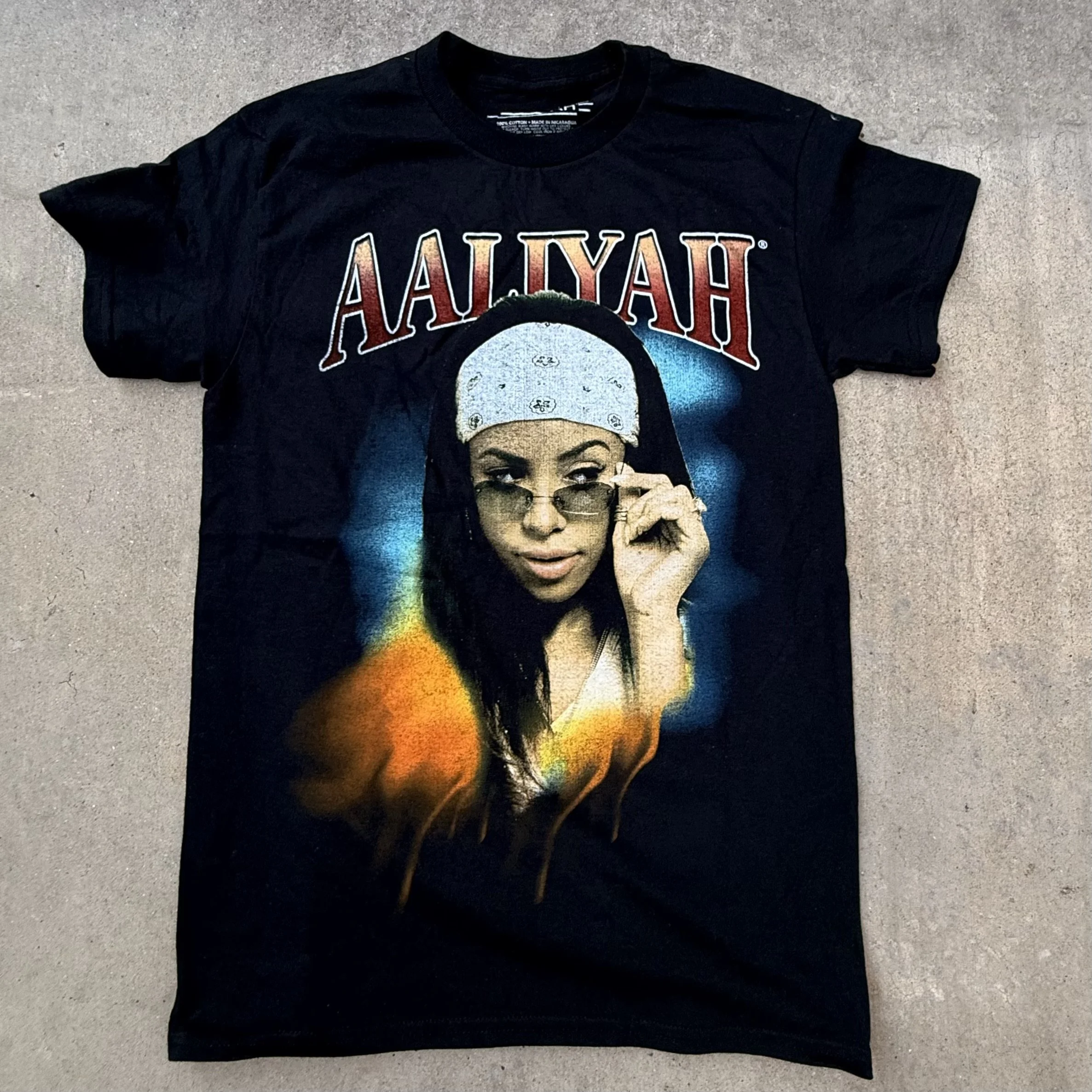 RNB_AALIYAH TEE_GLASSES [BRIAN] IMG_9713.jpeg
