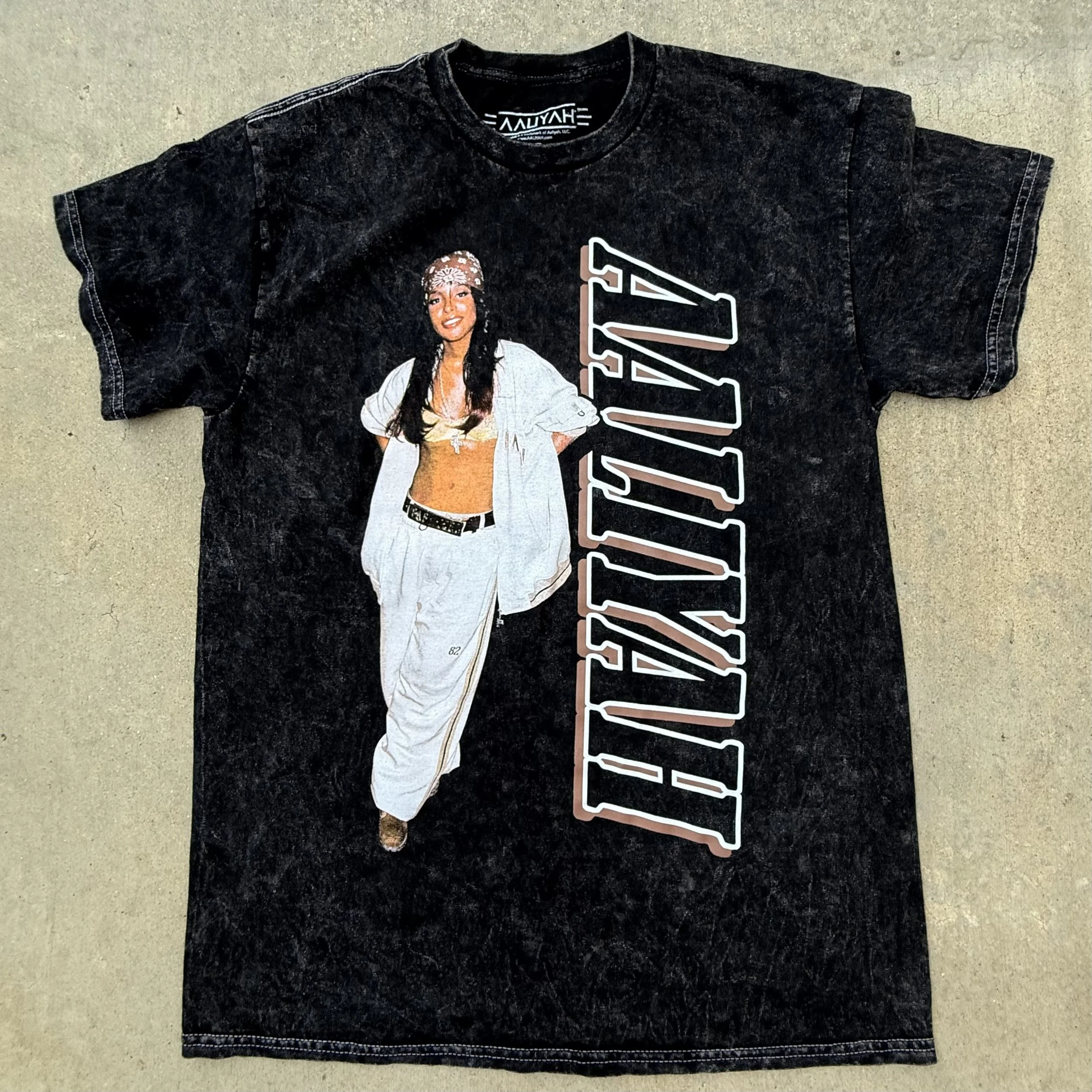 RNB_AALIYAH TEE_STANDING [BRIAN] IMG_9716.jpeg