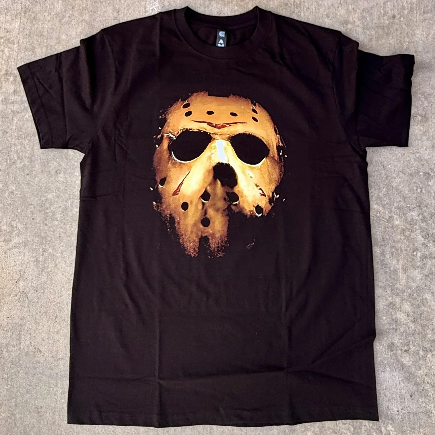 SPOOKY_JASON MASK [FONZ] IMG_9959.jpeg