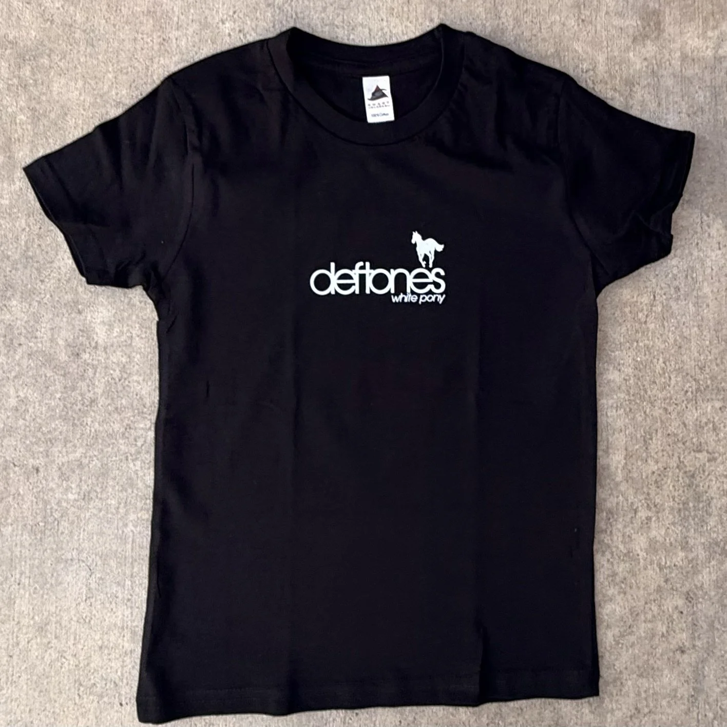 KIDS_DEFTONES BLACK WHITE LOGO IMG_9958.jpeg