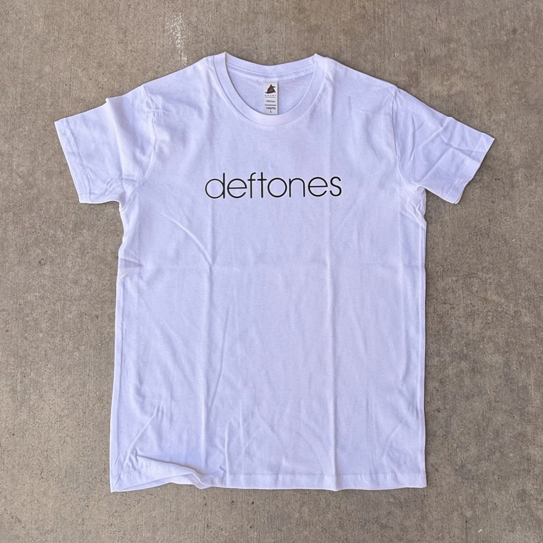 KIDS_DEFTONES WHITE BLACK LOGO [FONZ] IMG_9955.jpeg
