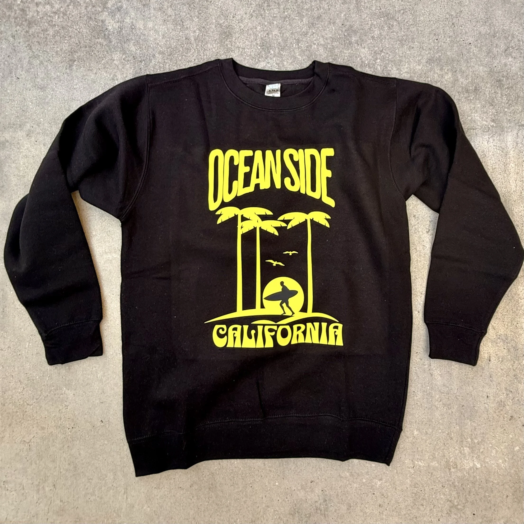 CREWNECK_OCEANSIDE BLACK YELLOW PALMS [FONZ] IMG_9919.jpeg