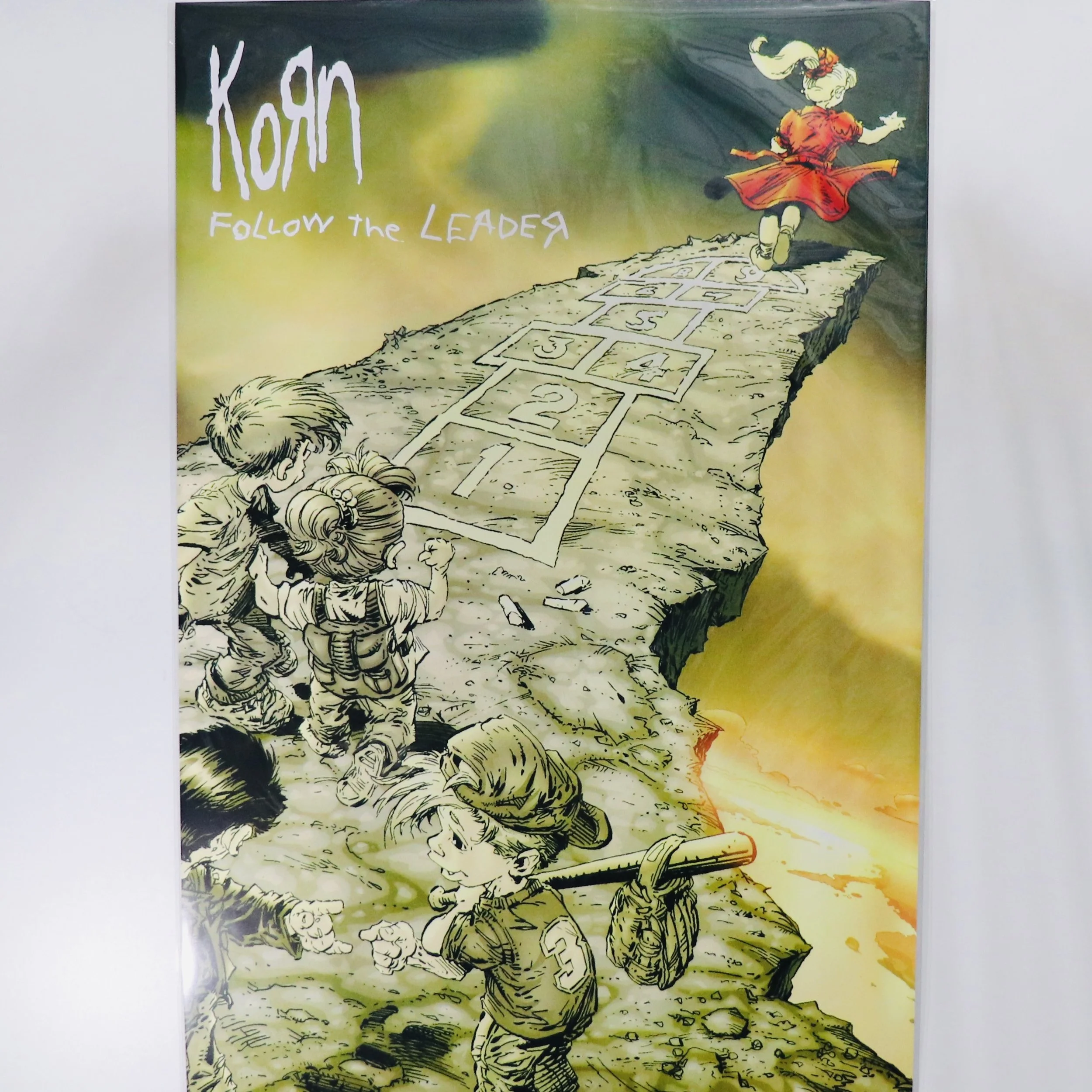 KORN_FOLLOW THE LEADER IMG_6109.JPG