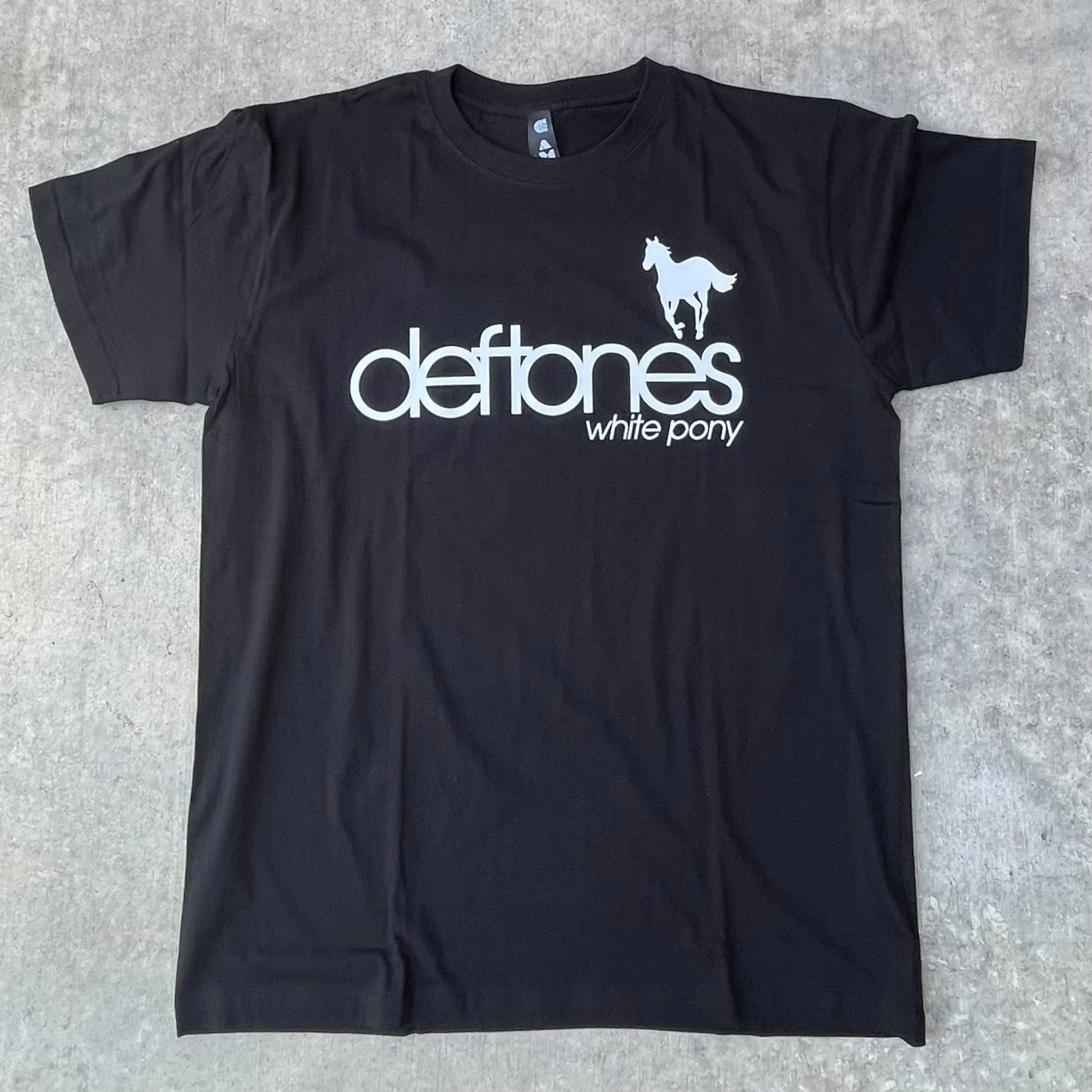 DEFTONES_WHITE PONY BLACK [FONZ] IMG_3703.jpeg