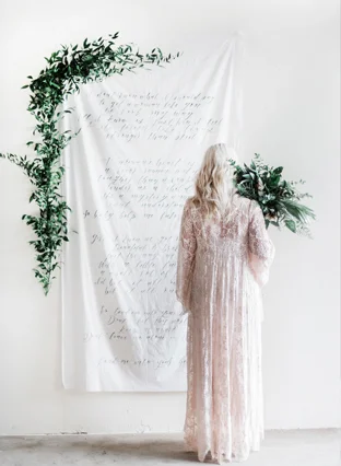  CHASING LINEN CALLIGRAPHY SHOOT