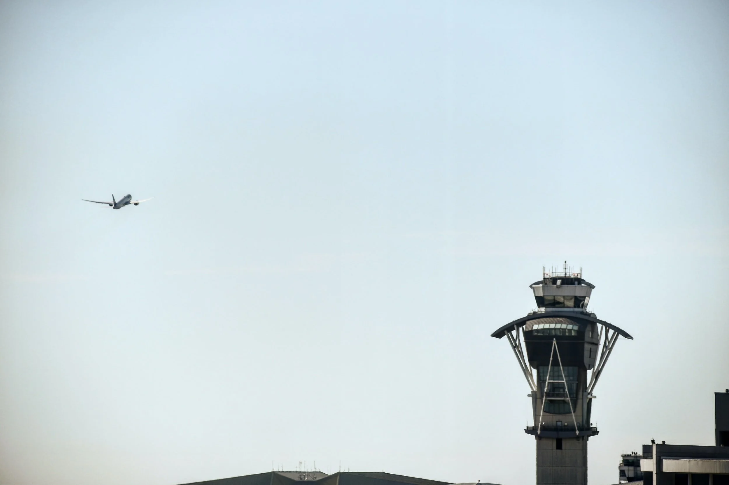 Pass your message - aviation English for pilots