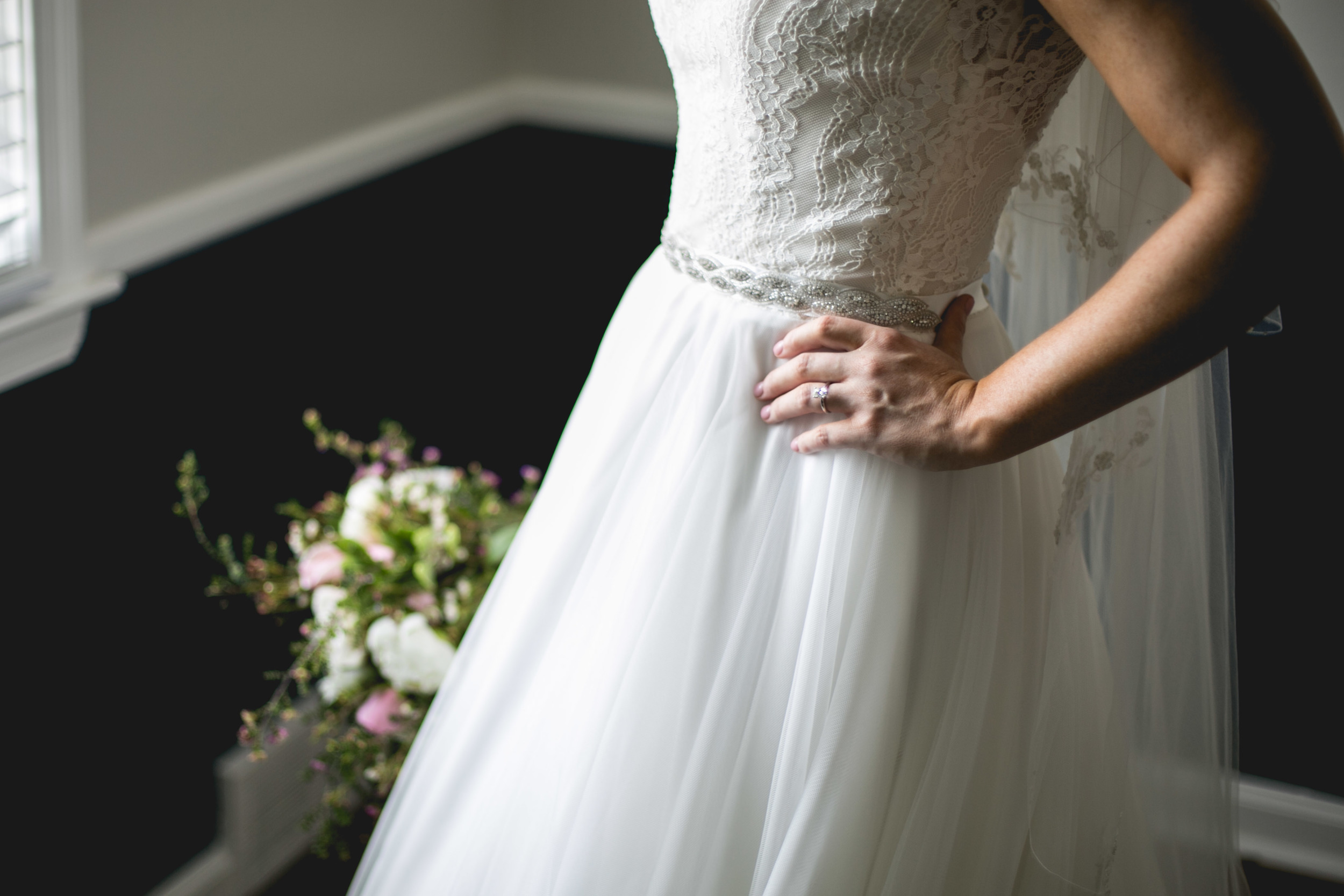bridal-photography-spring-florals