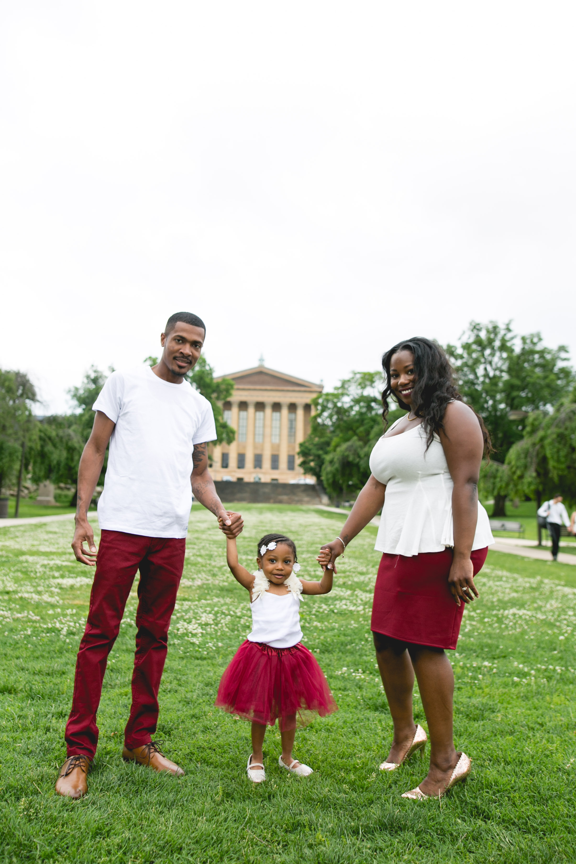 A Classic Philadelphia Museum of Art Engagement session by Swiger Photography