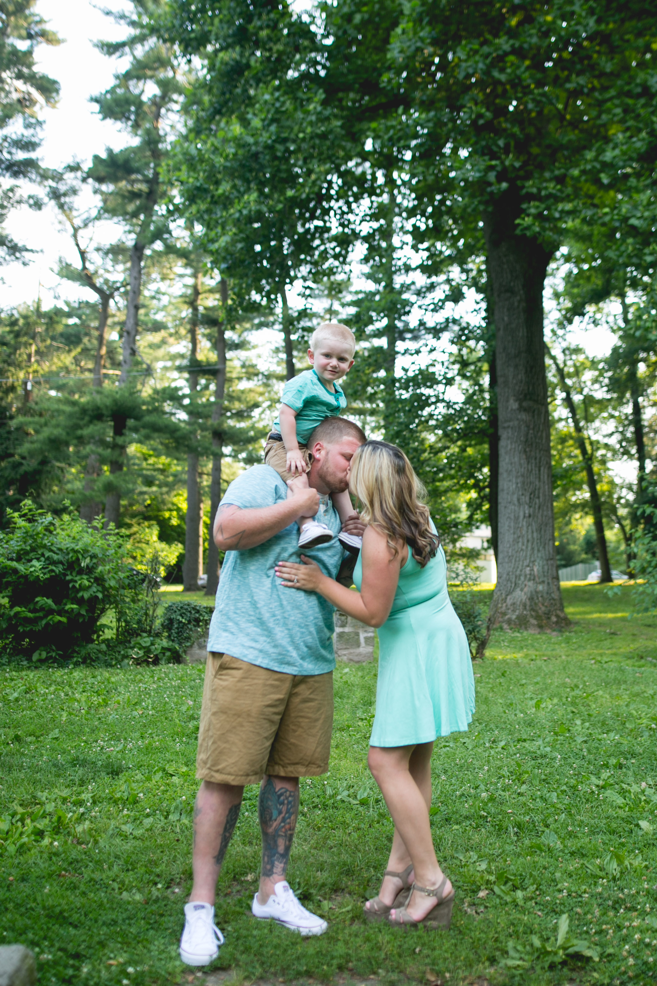  A Pastorius Park Philadelphia Engagement Session by Swiger Photography. &nbsp;Engagement session with kids. &nbsp; 