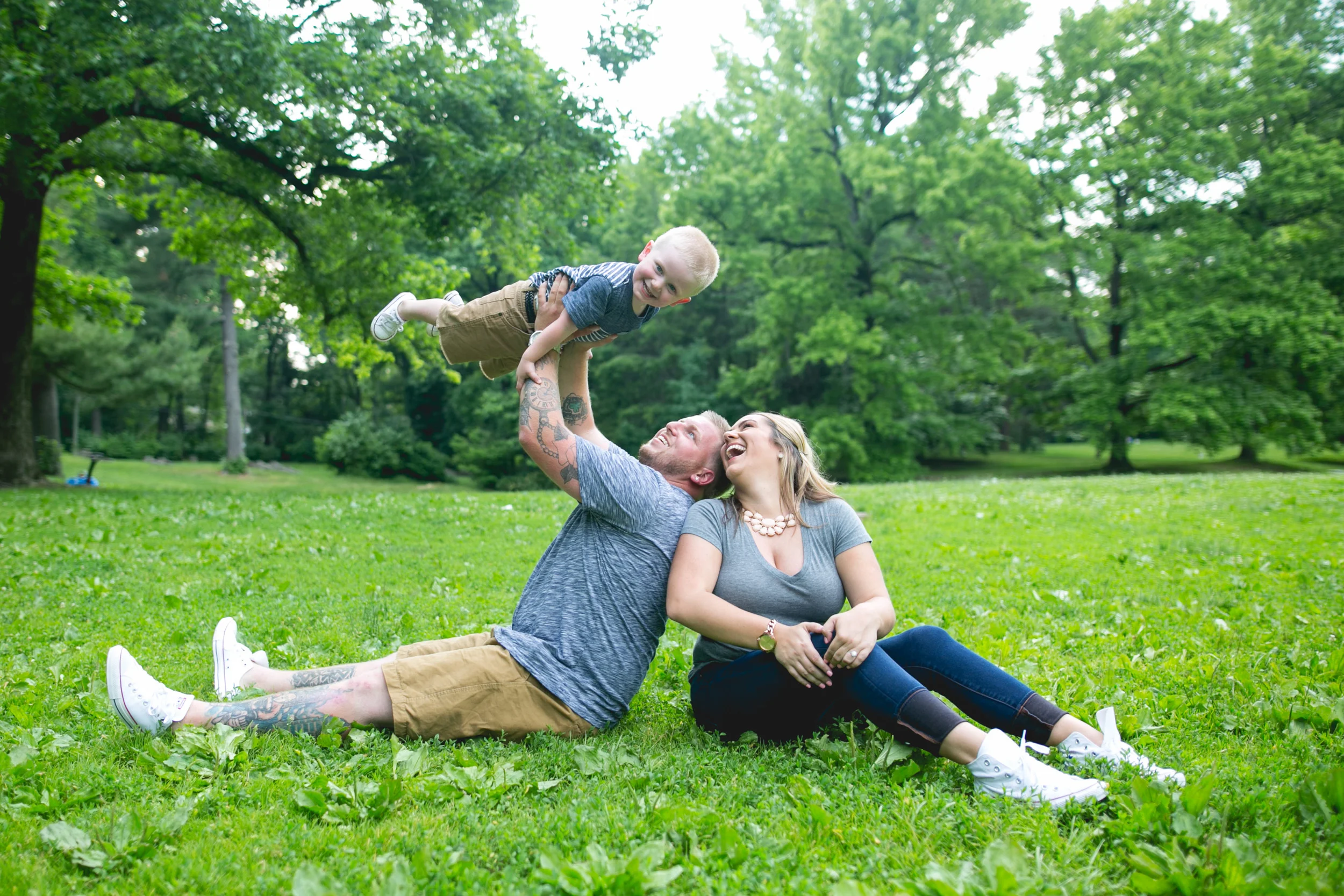 A Pastorius Park Philadelphia Engagement Session by Swiger Photography. Engagement session with kids. 