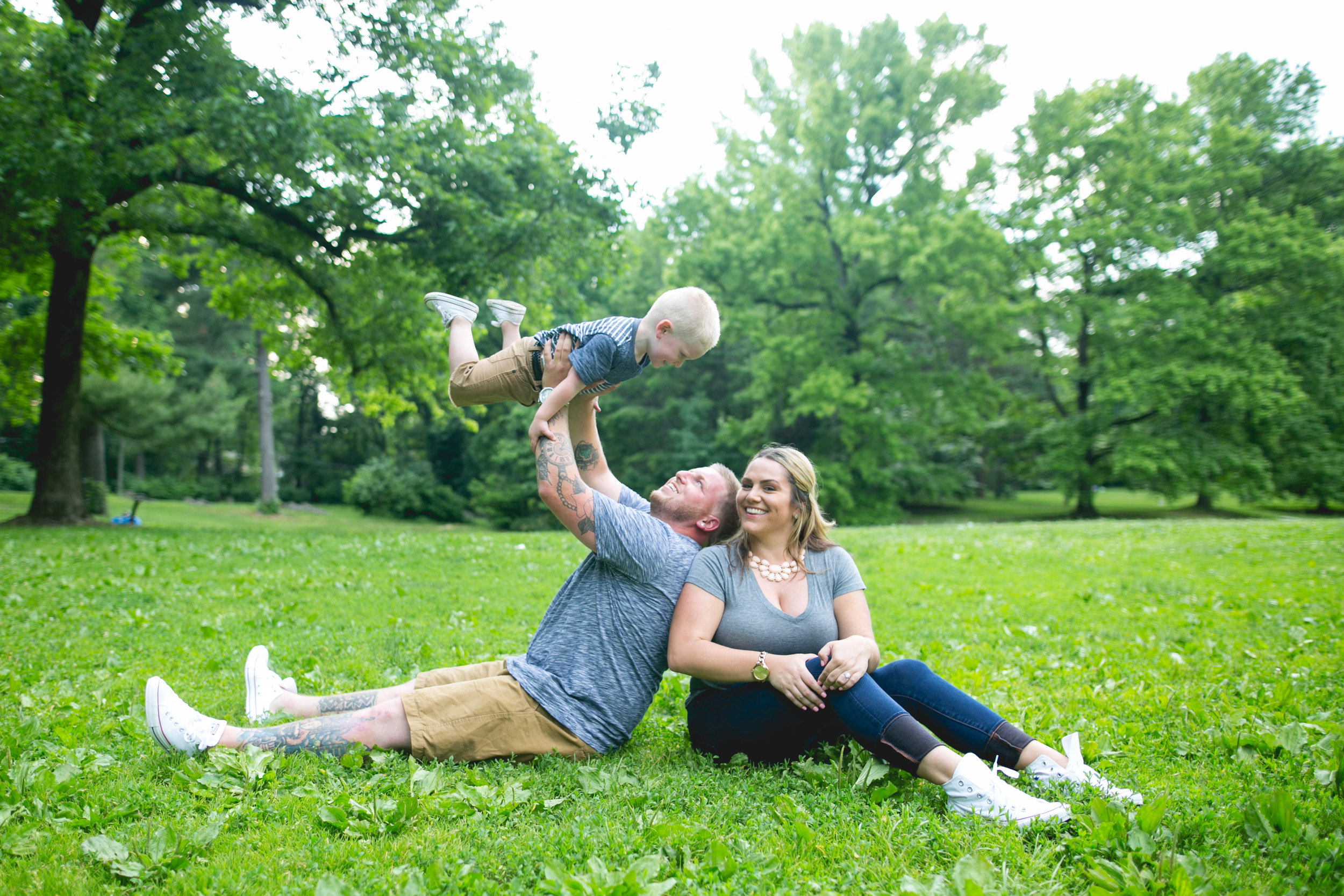 A Pastorius Park Philadelphia Engagement Session by Swiger Photography. Engagement session with kids. 