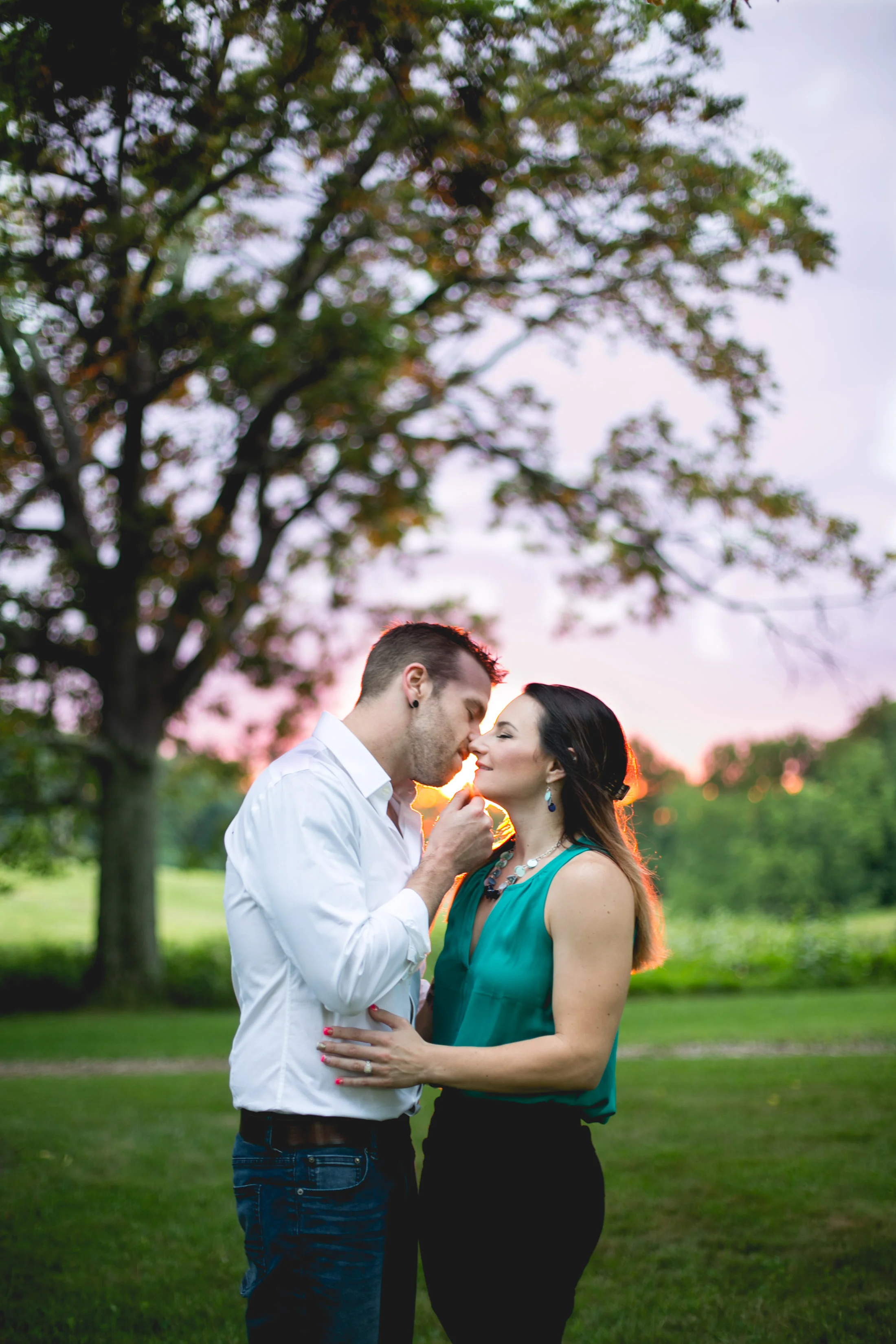 These two lucked out and got all the glow and sunset prettiness at their engagement session! 