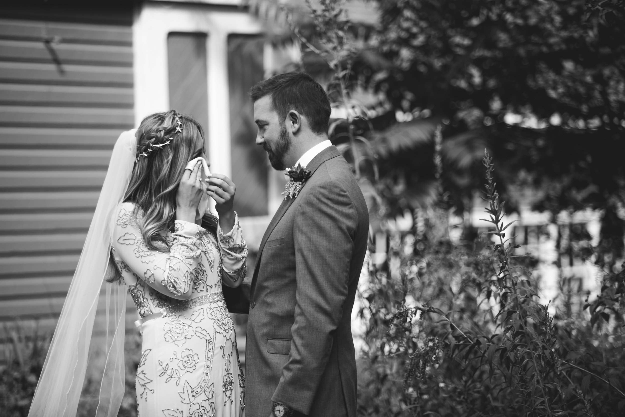 emotional-wedding-first-look-pennsylvania