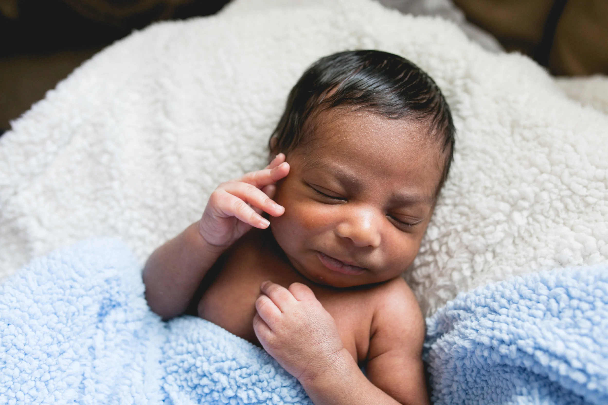 Newborn Lifestyle Photographer Philadelphia, PA by Swiger Photography