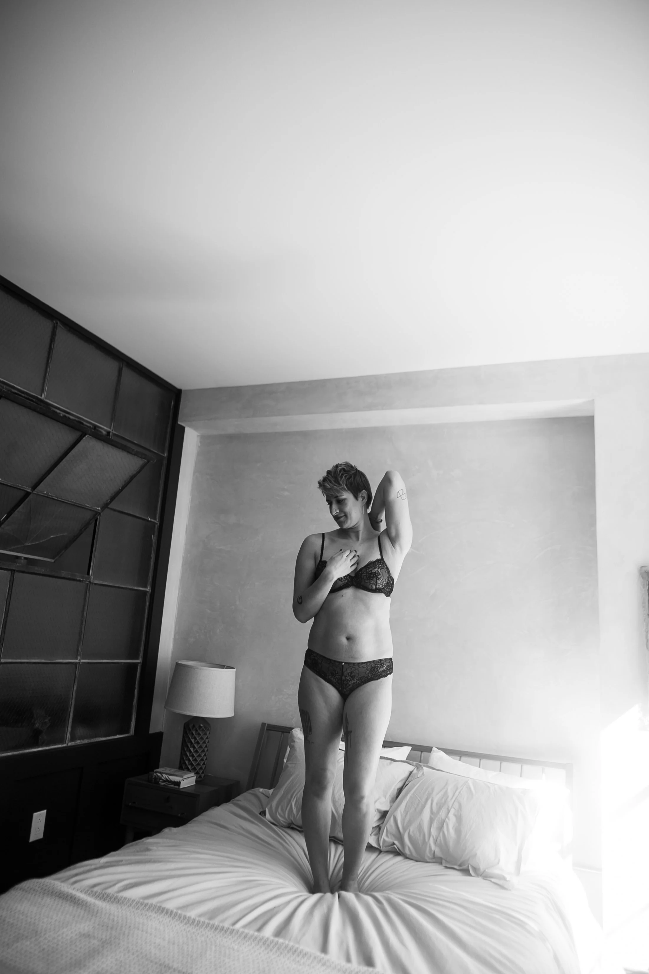 Lokal Hotel Boudoir Session 4
