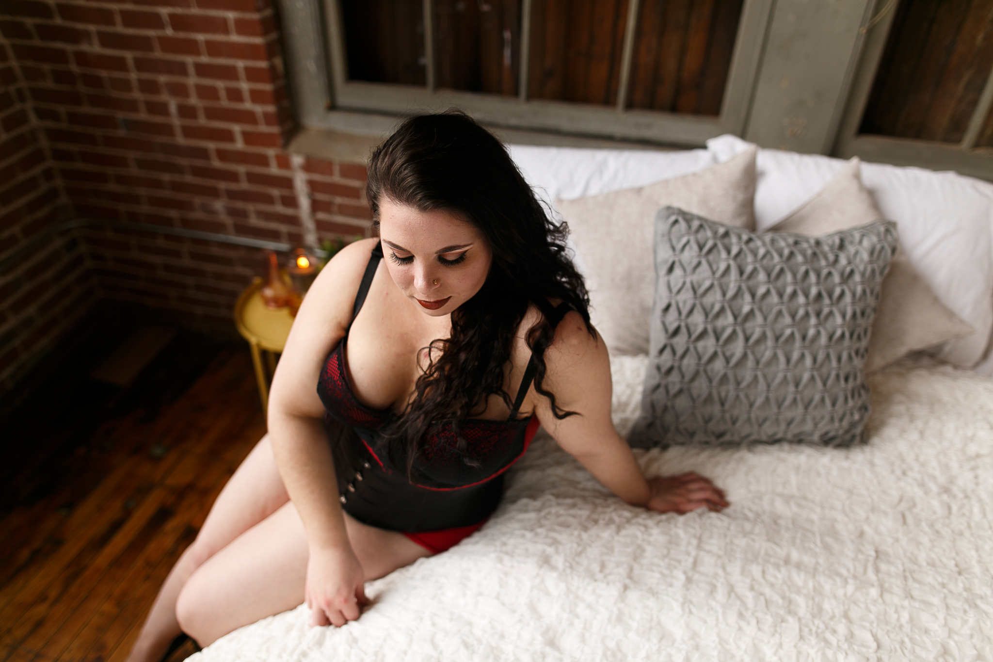 Aly Philadelphia Body Postive Boudoir Session -20.jpg