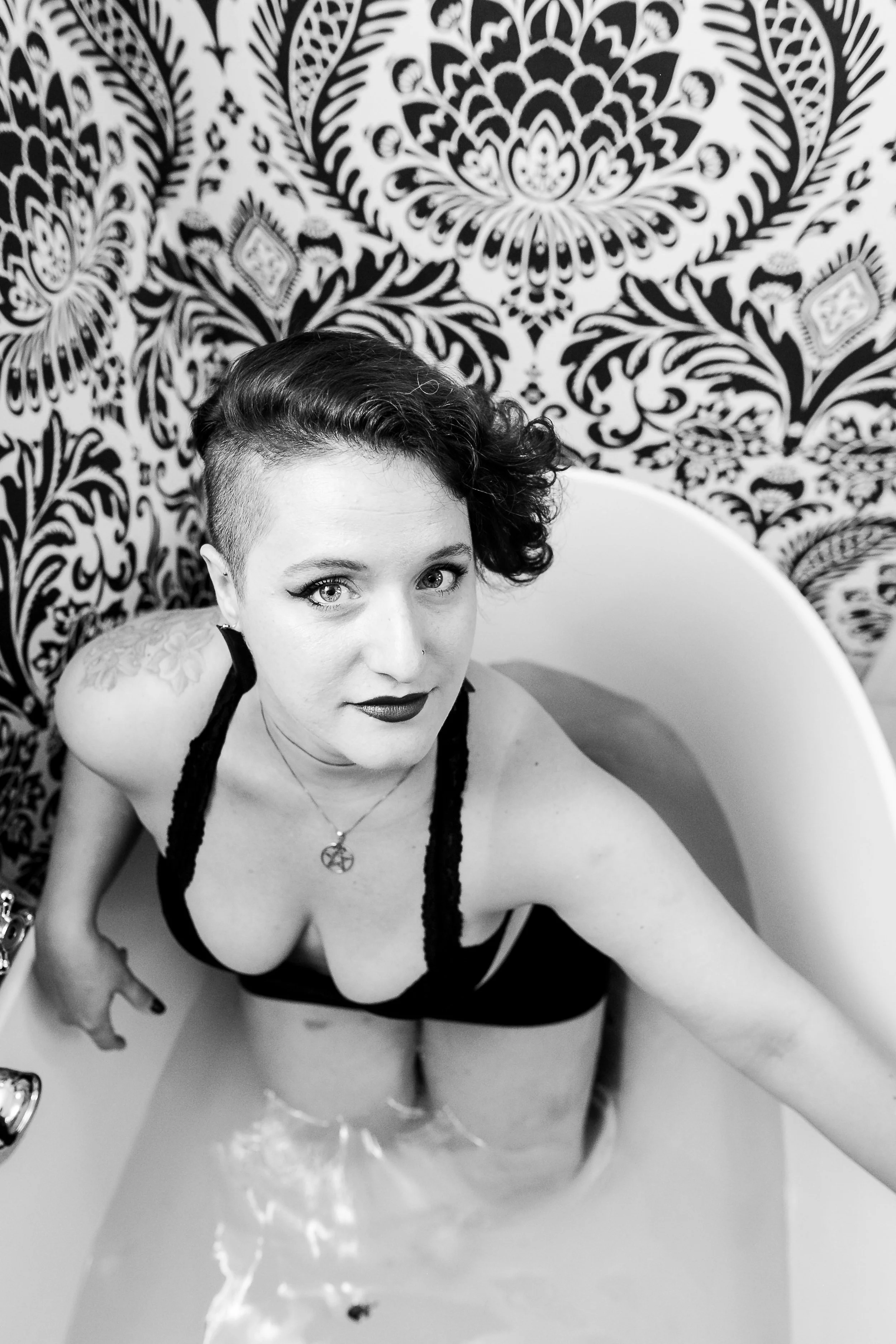 Glamorous Bathtub Boudoir Session at the Hotel Monaco Philadelphia
