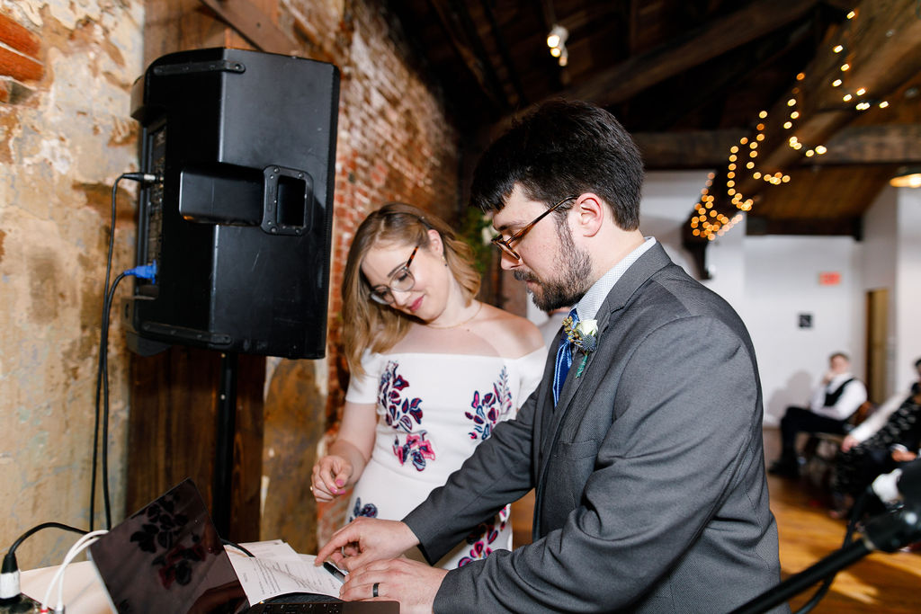 Philly Maas Building Summer Wedding69.jpg