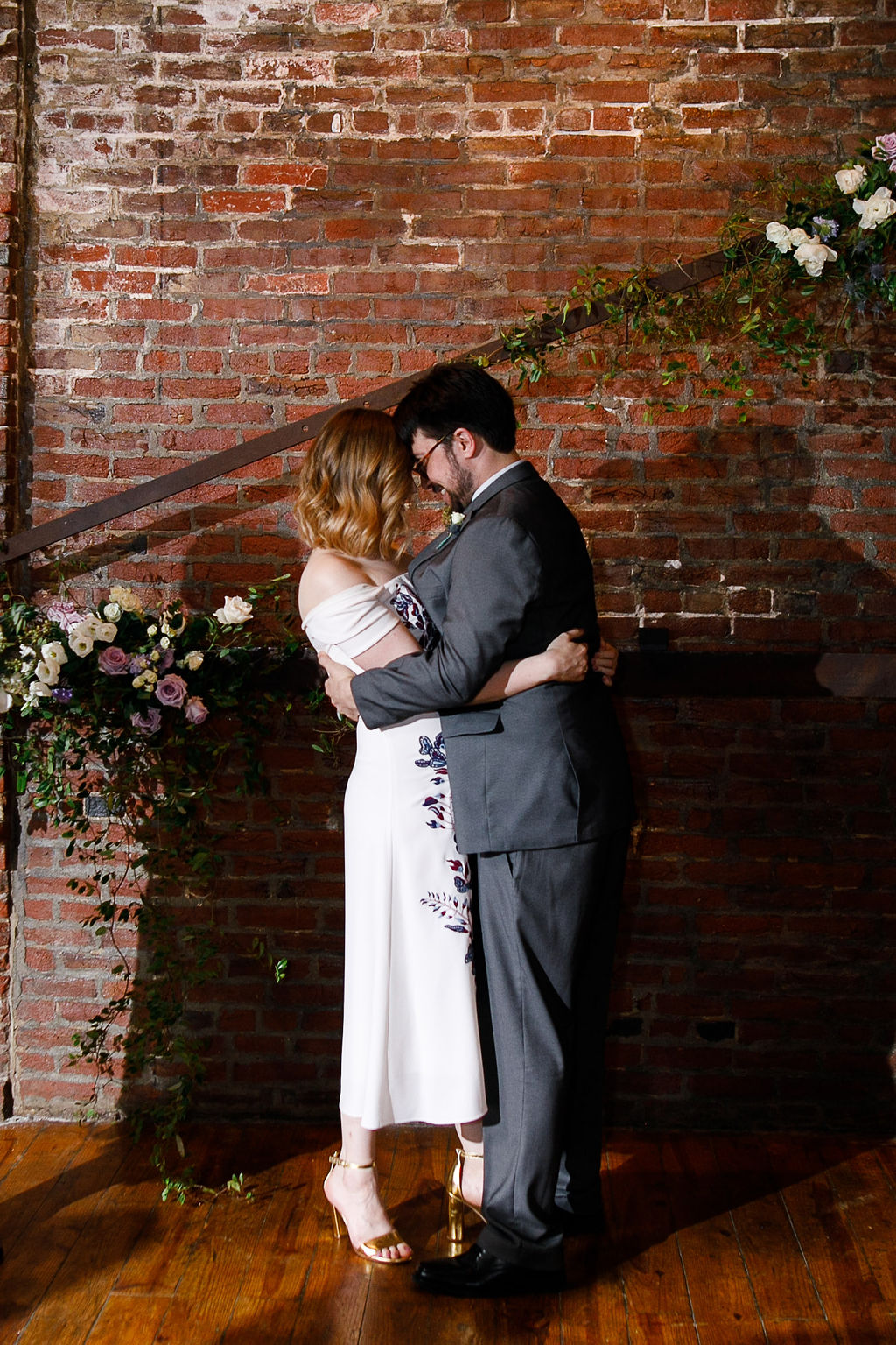 Philly Maas Building Summer Wedding71.jpg
