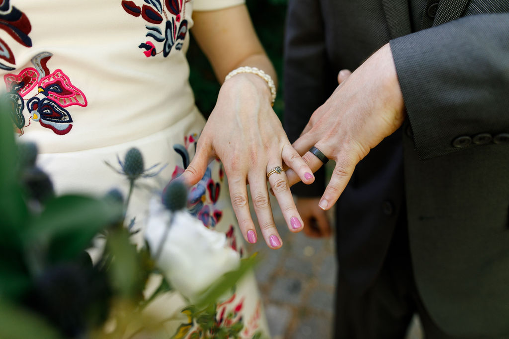 Philly Maas Building Summer Wedding79.jpg