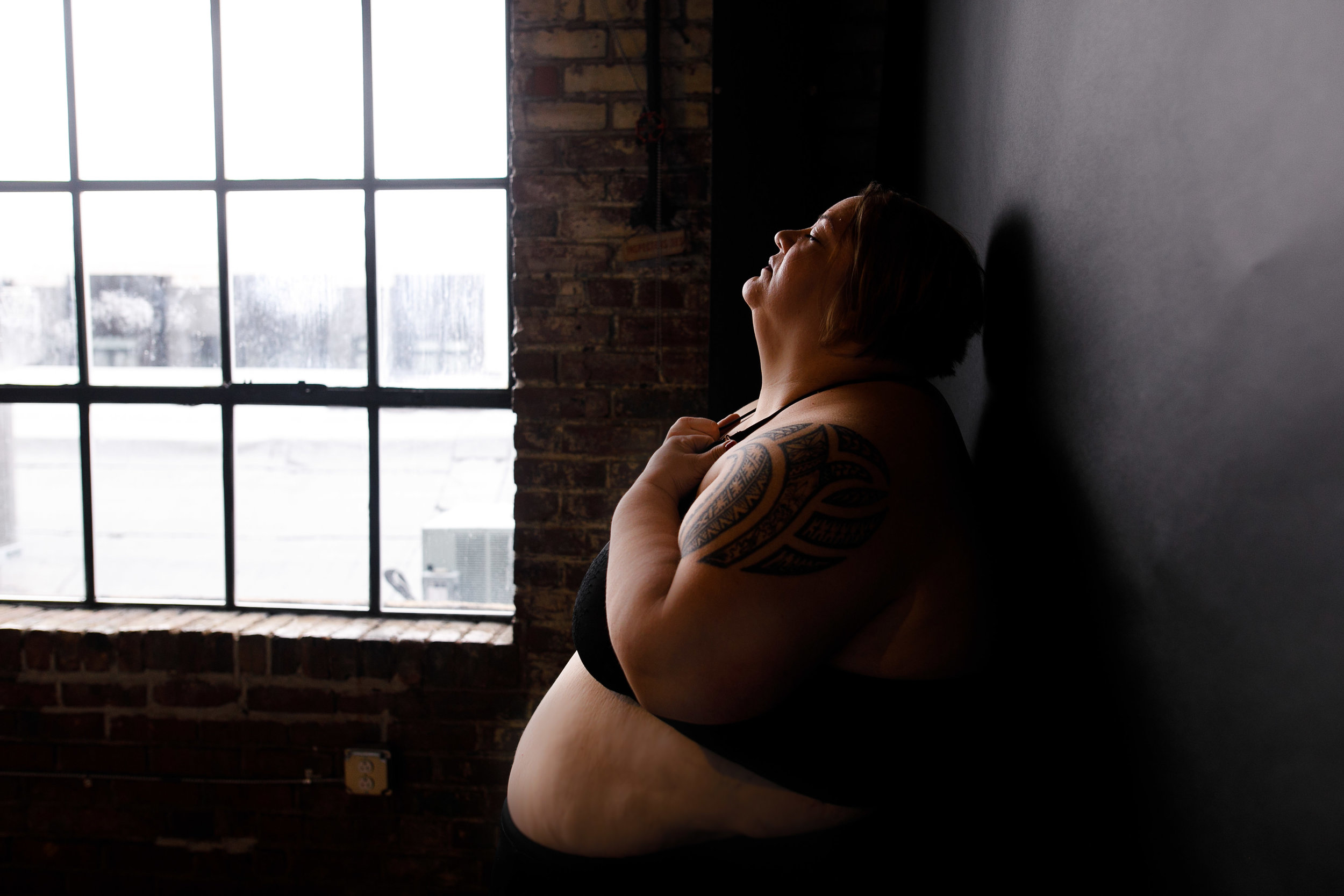 fat friendly body positive boudoir photographer Philadelphia 