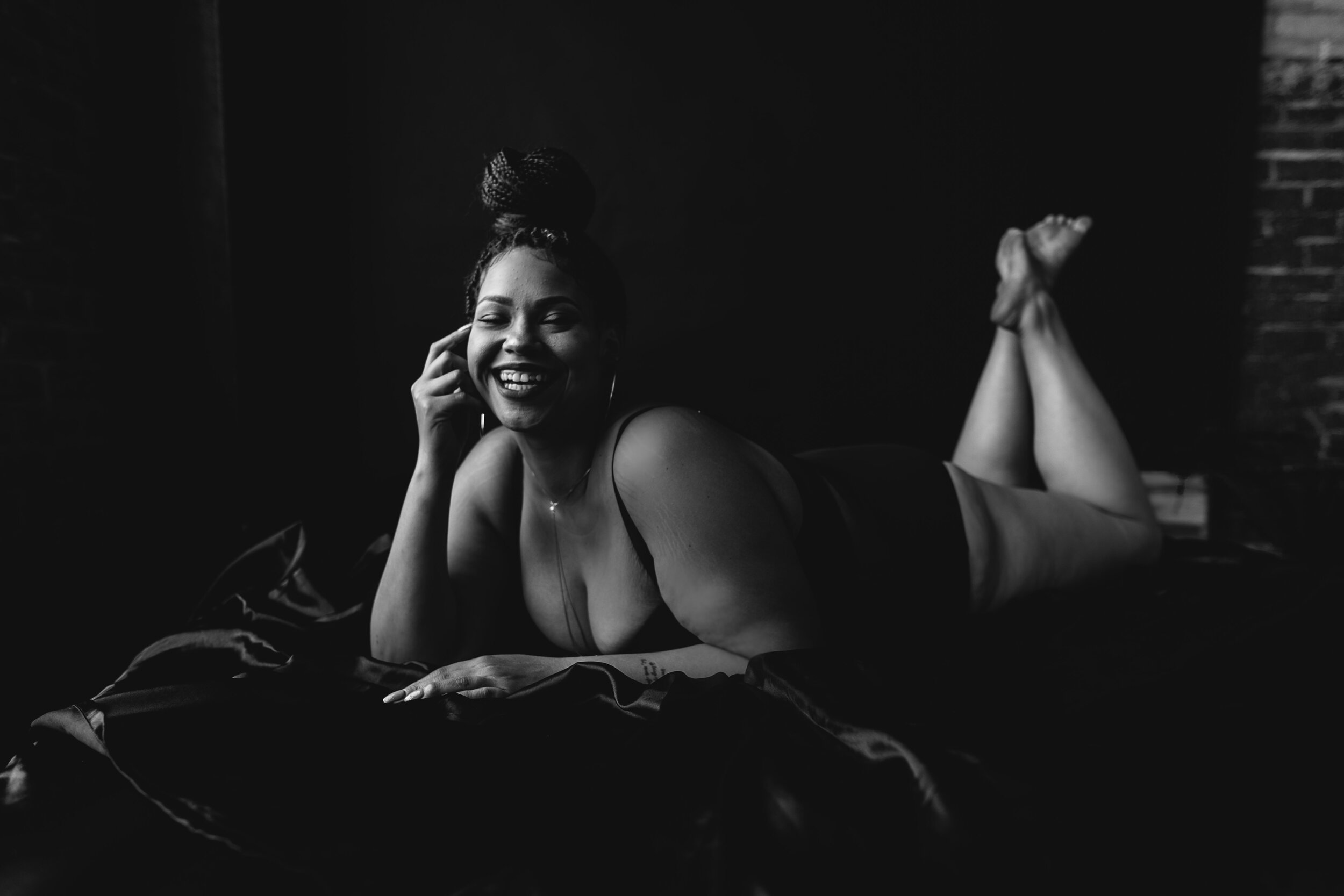 Philadelphia fat friendly boudoir photographer 8