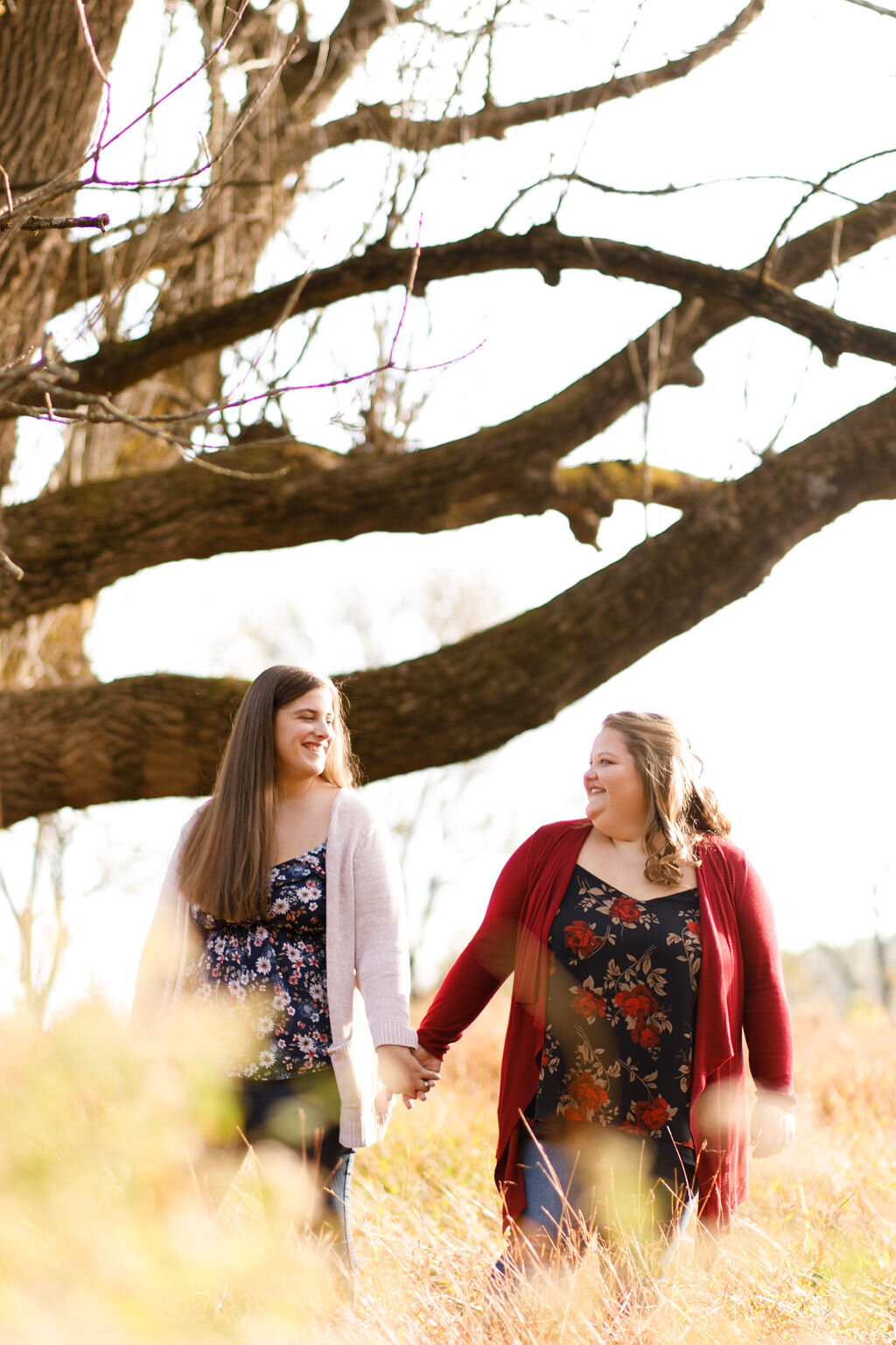 Valley Forge Park Fall Lesbian Engagement Session 18.jpg