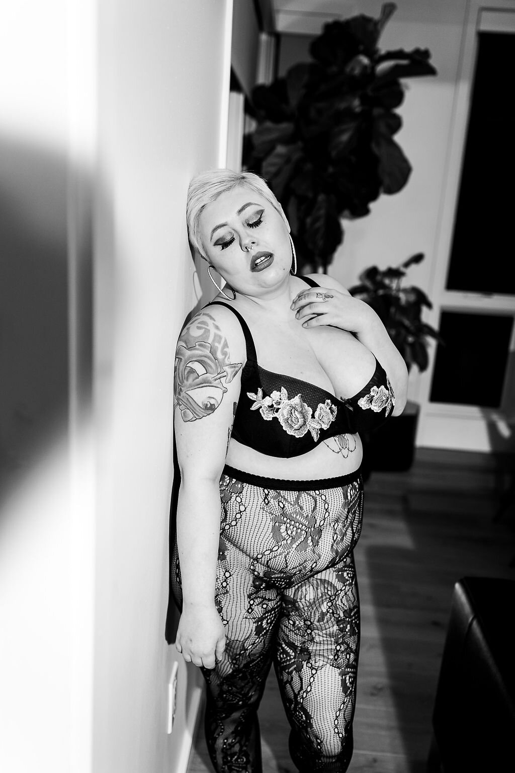 Philadelphia Plus Size Boudoir Session Inspiration28.jpg