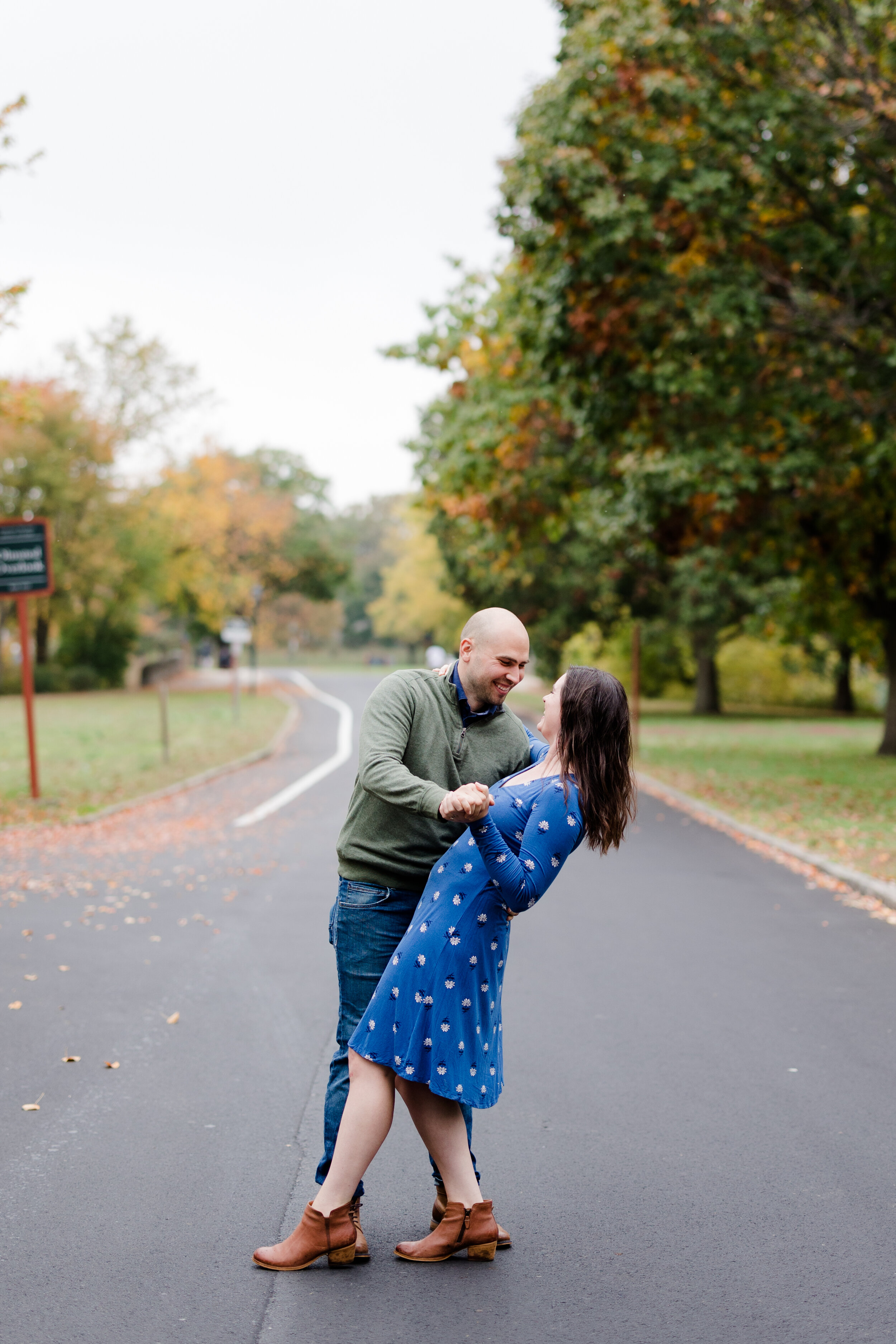 South-Philly-FDR-Park-Fall-Engagement-Session-17.jpg