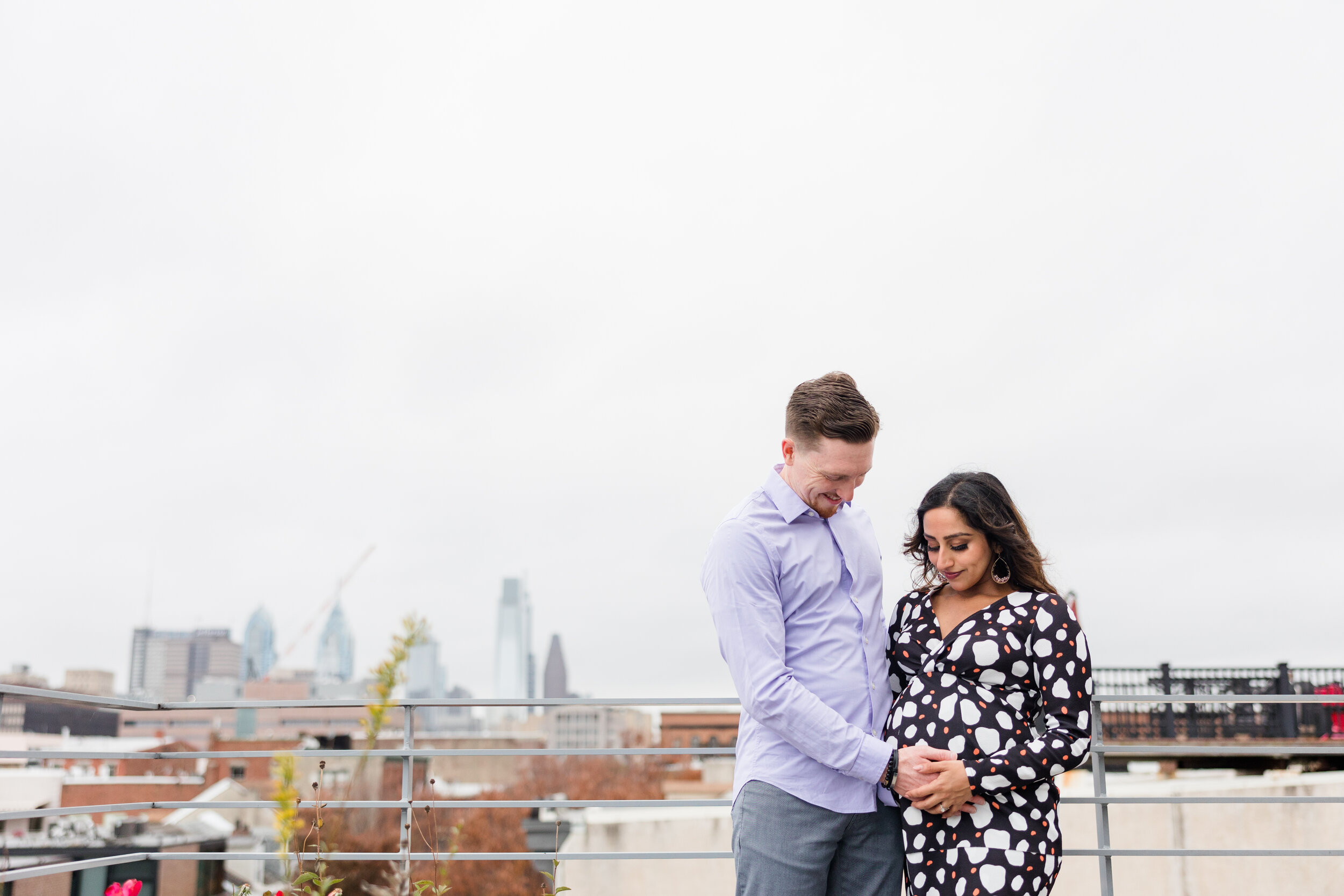 Rooftop-Philly-Glam-Maternity-Session-Bridge-On-Race-Old-City10.jpg