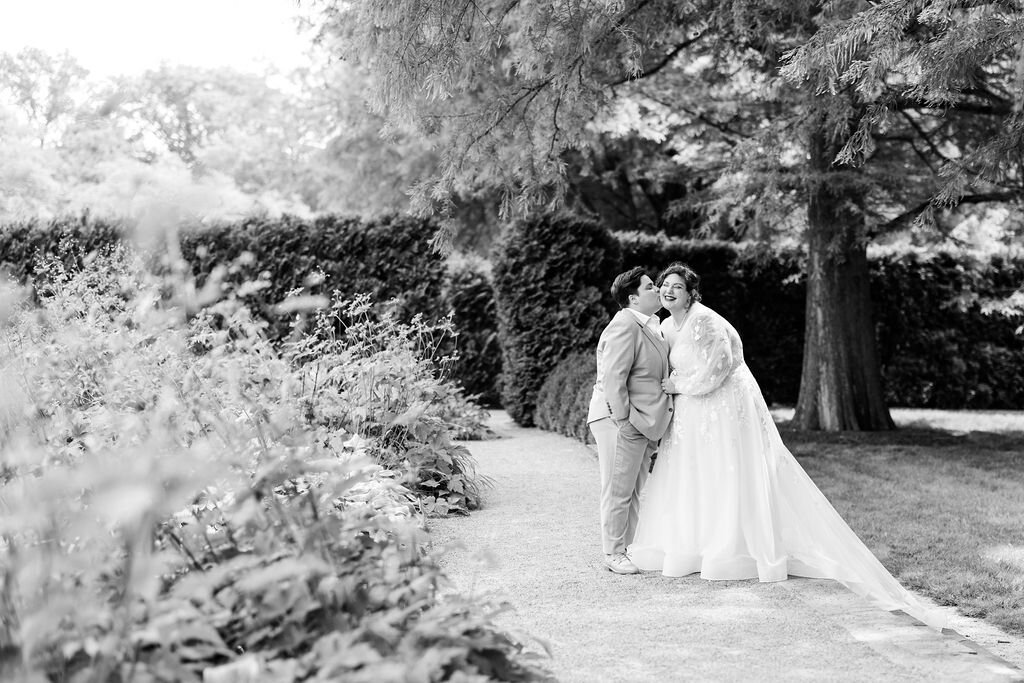 Longwood-Gardens-Lesbian-Wedding-Photos-byLGBTQ-owned-photography-company-Swiger-Photography-3.jpg