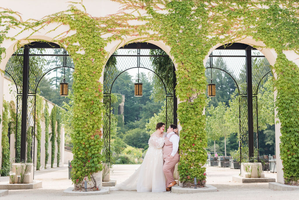 Longwood-Gardens-Lesbian-Wedding-Photos-byLGBTQ-owned-photography-company-Swiger-Photography-38.jpg