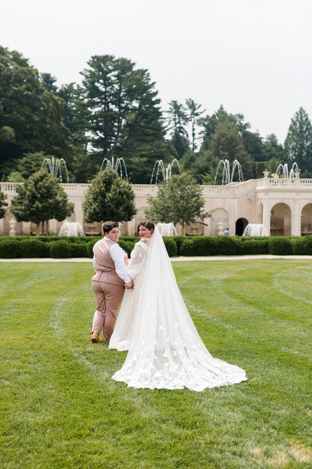 Longwood-Gardens-Lesbian-Wedding-Photos-byLGBTQ-owned-photography-company-Swiger-Photography-47.jpg