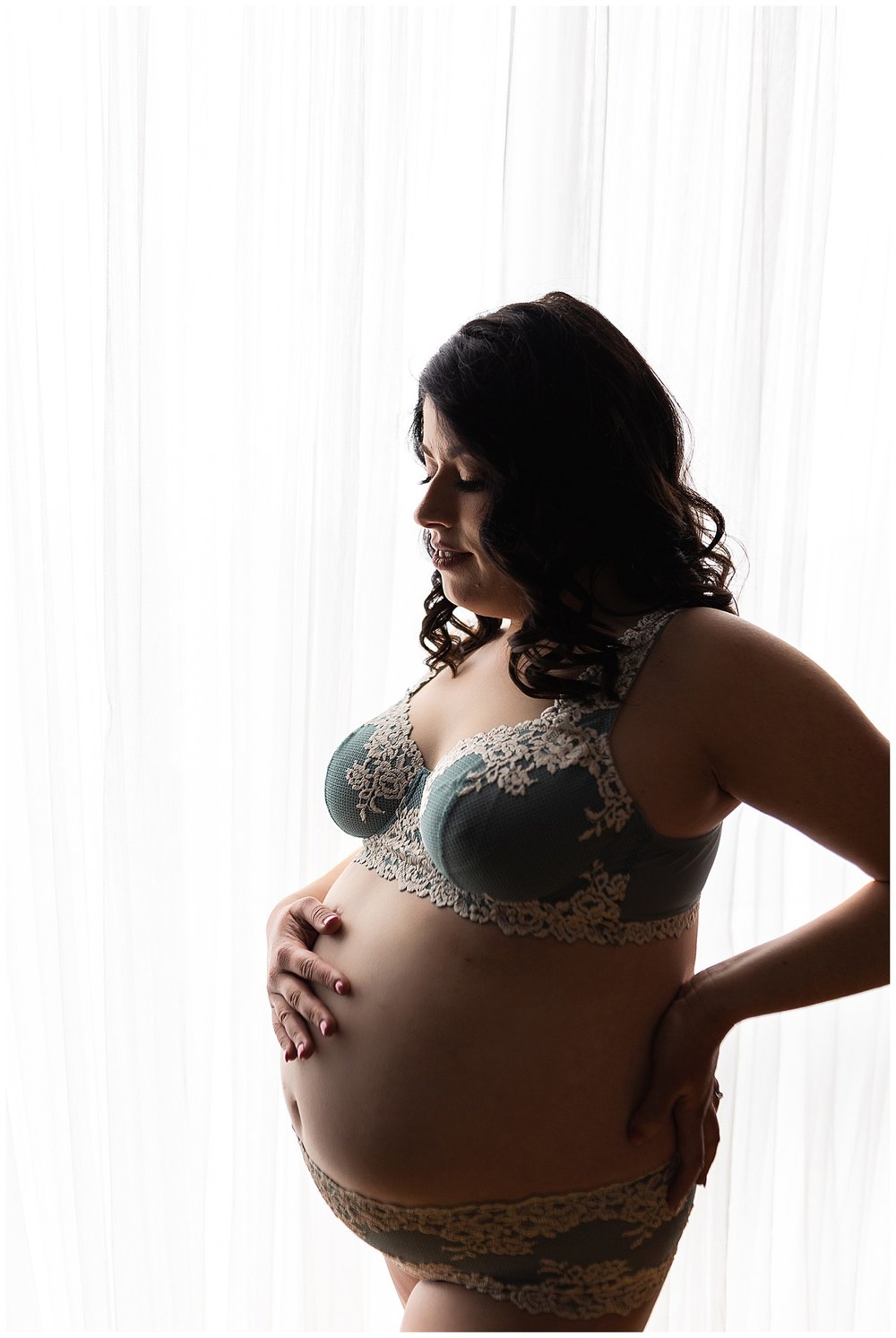 Sexy-maternity-boudoir-photographer-Philadelphia15.jpg