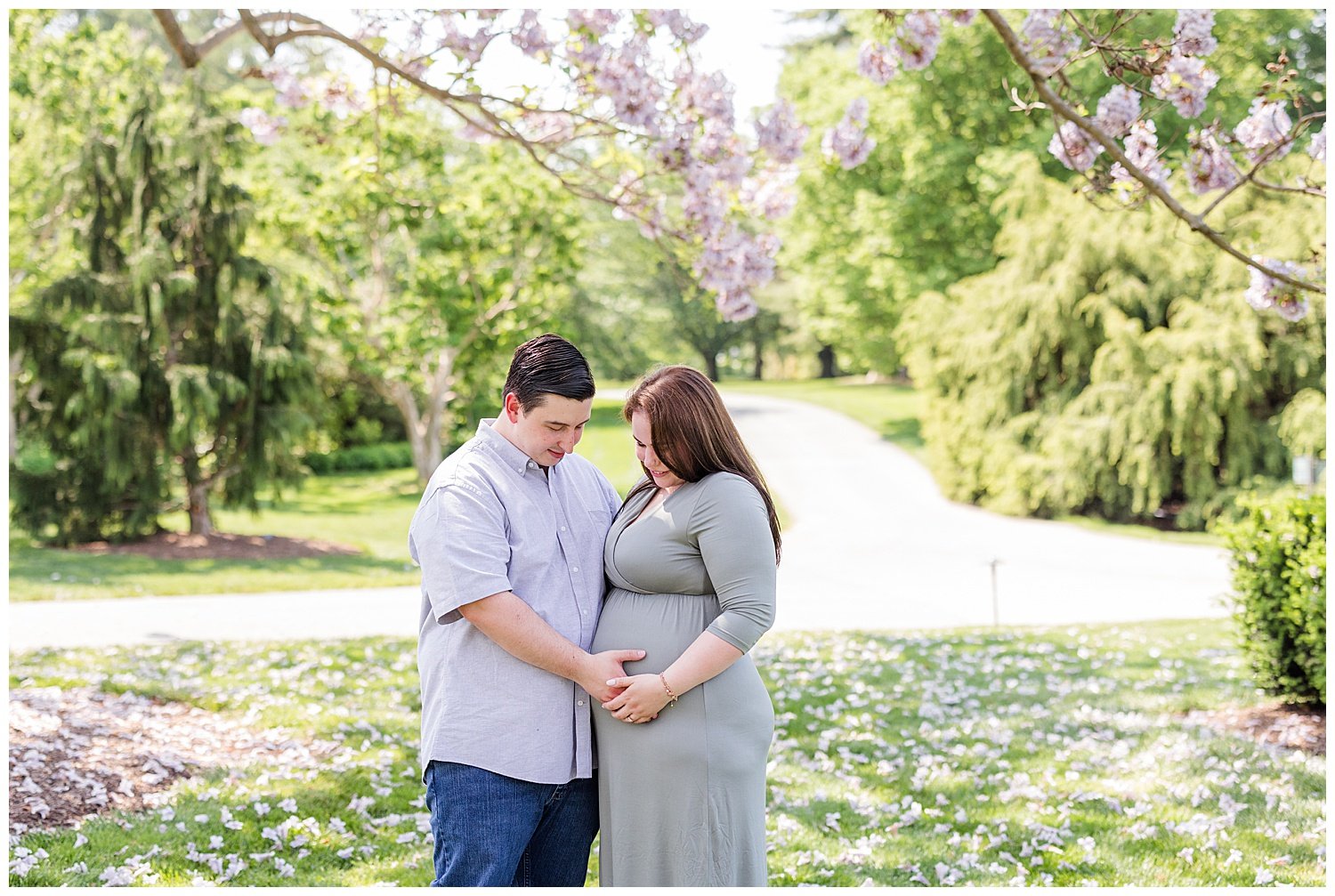 Longwood-Gardens-first-birthday-family-session-and-maternity-announcement-14.jpg