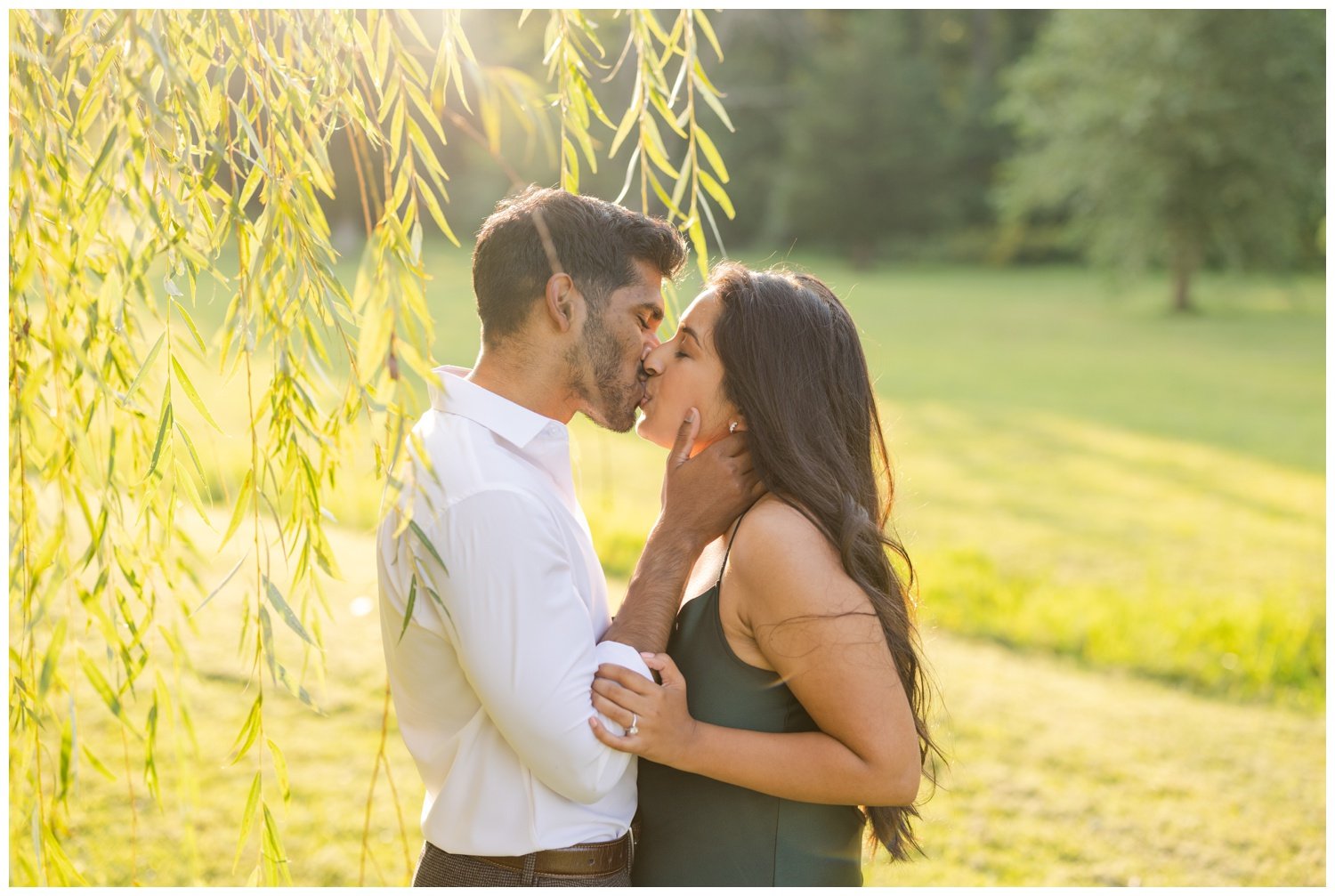 French-Creek-Park-PA-Summer-Lakeside-Engagement-Session-11.jpg