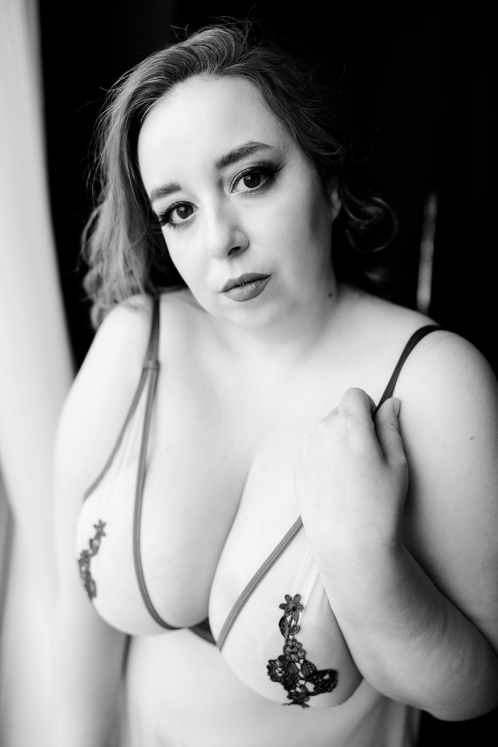 Boudoir-photos-Philly-body-positive-burlesque-15.jpg