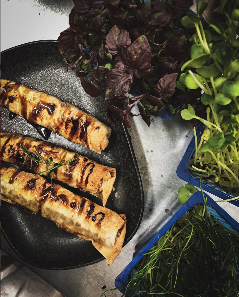 Cigares farcis, servis brûlants ( sur commande seulement)