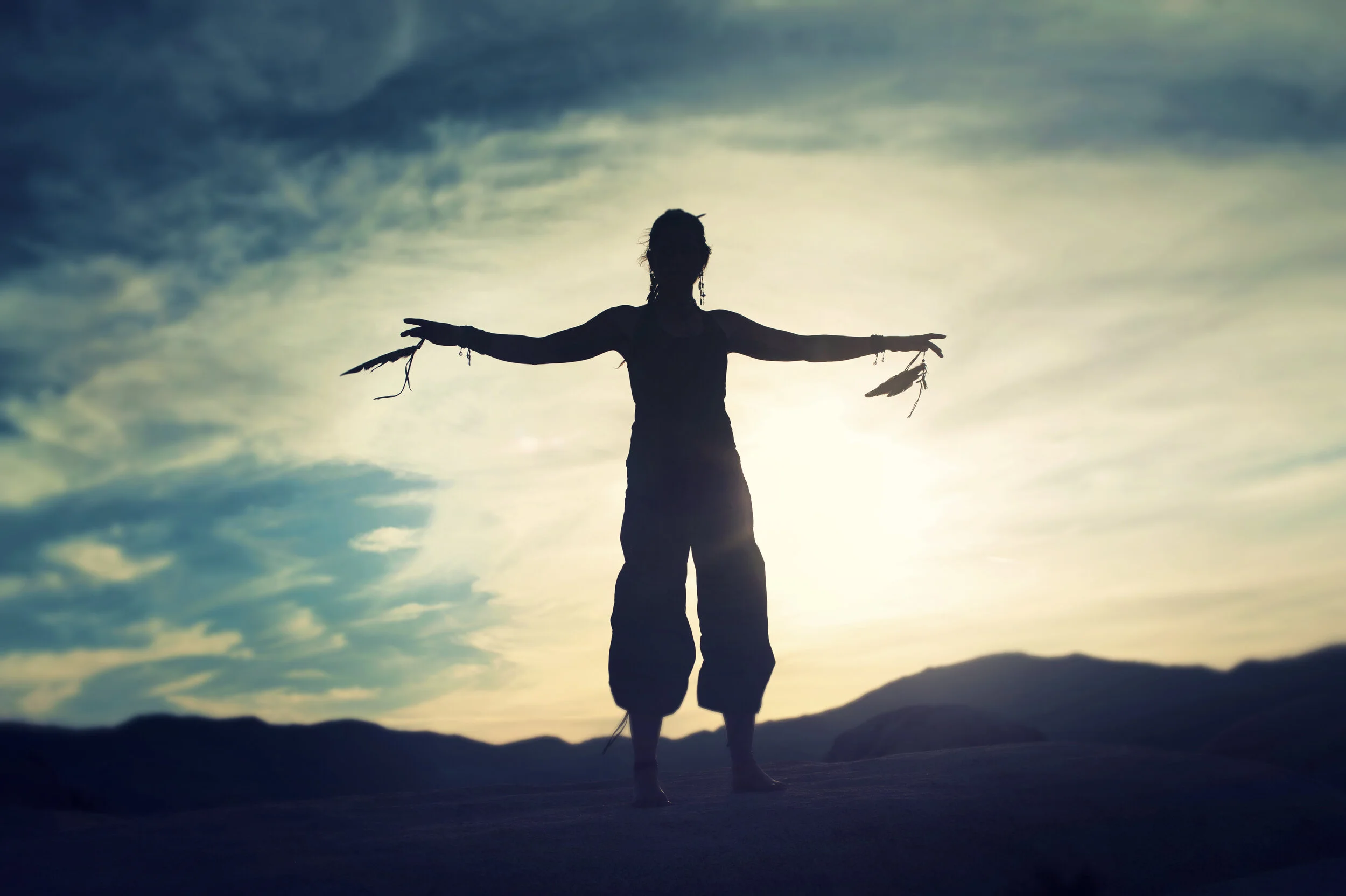 AdobeStock_302800483-vata dosha.jpeg