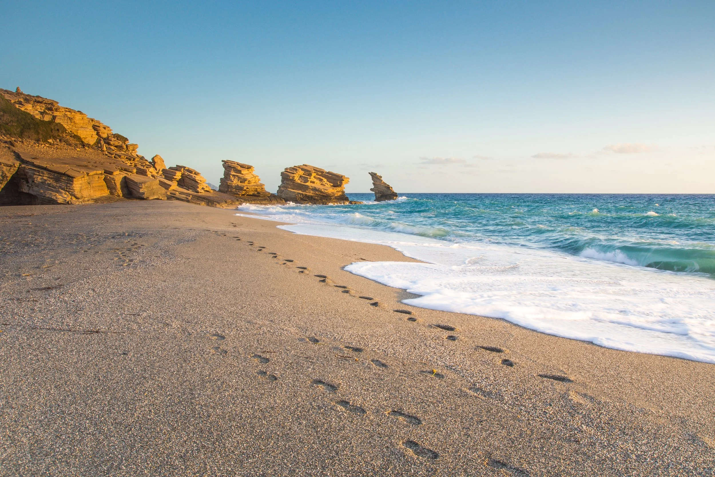 Take a walk on the wild side of Crete: wandel, yoga en Qi gong retreat