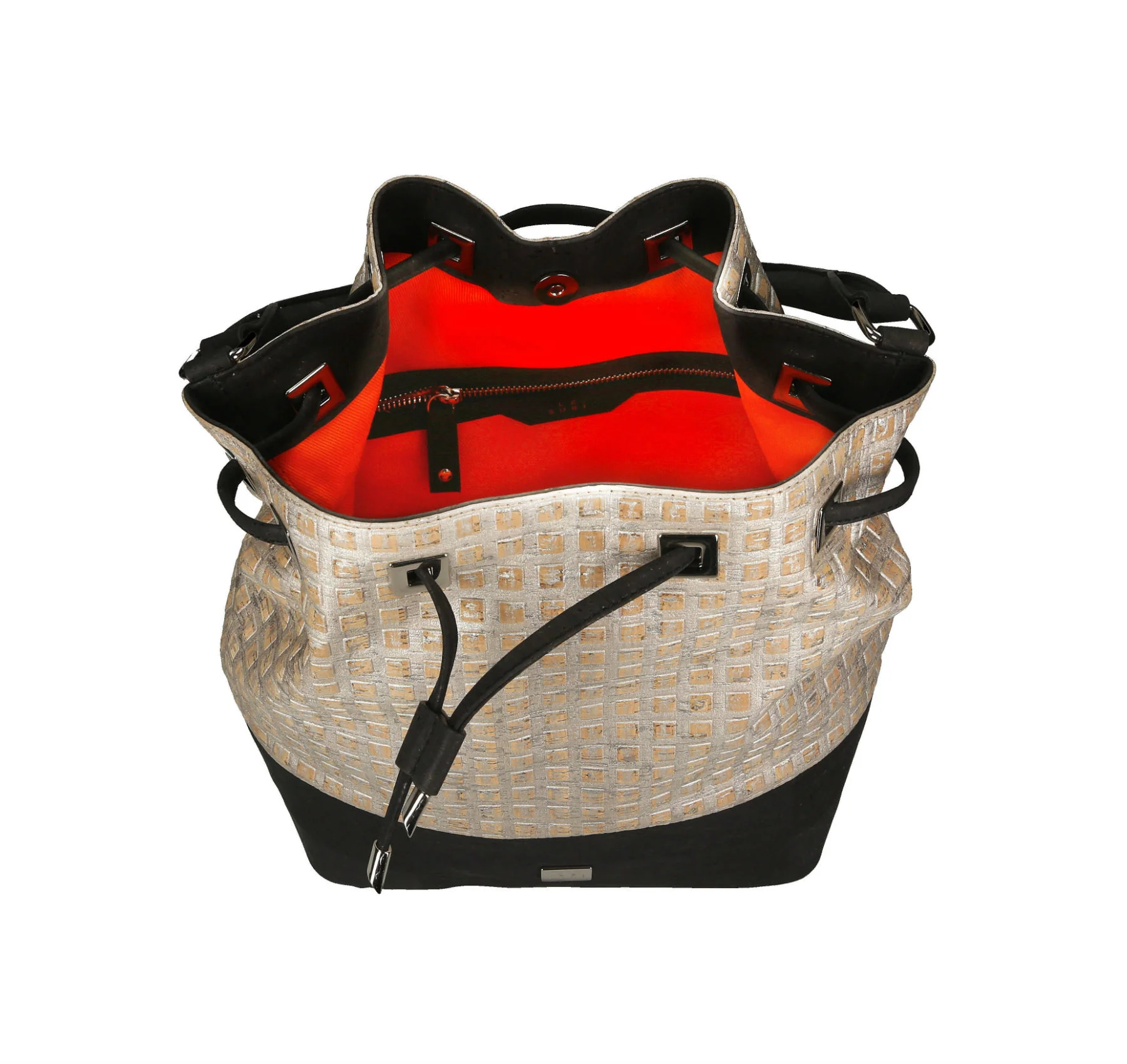 Bucket black_interior squarespace.jpg