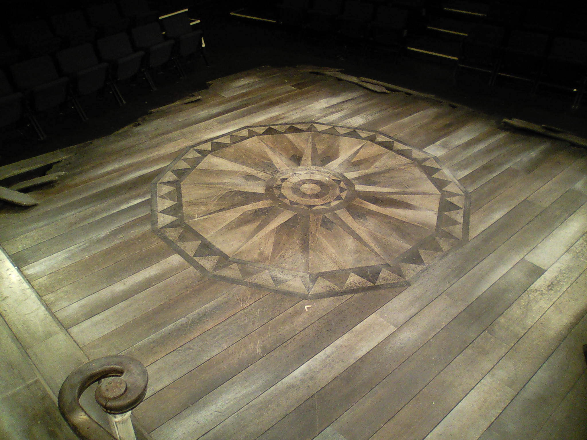  Detail of flooring and rosette for  The Whipping Man , all made with individual pieces of stained lauan. 